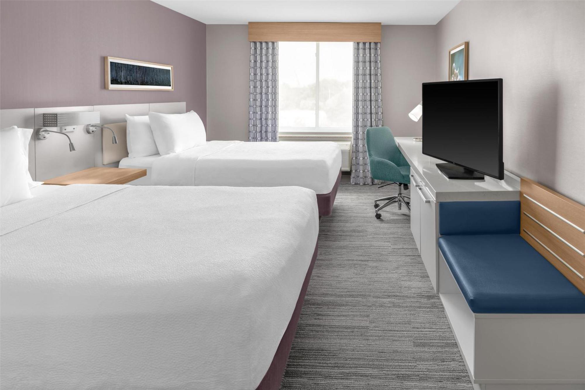 Queen Room Two Queen Beds