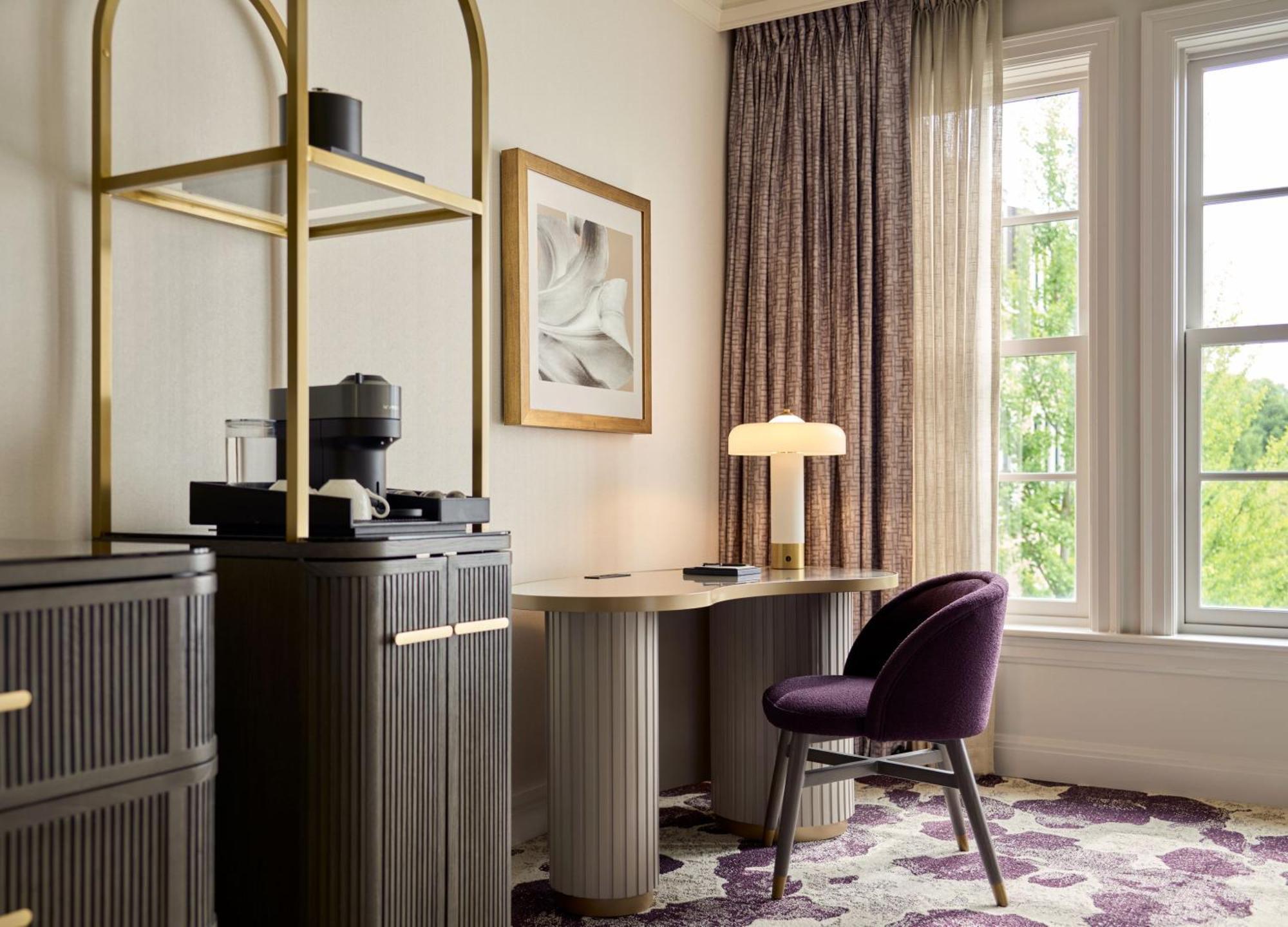 Large Queen Room with Two Queen Beds - Non-Smoking