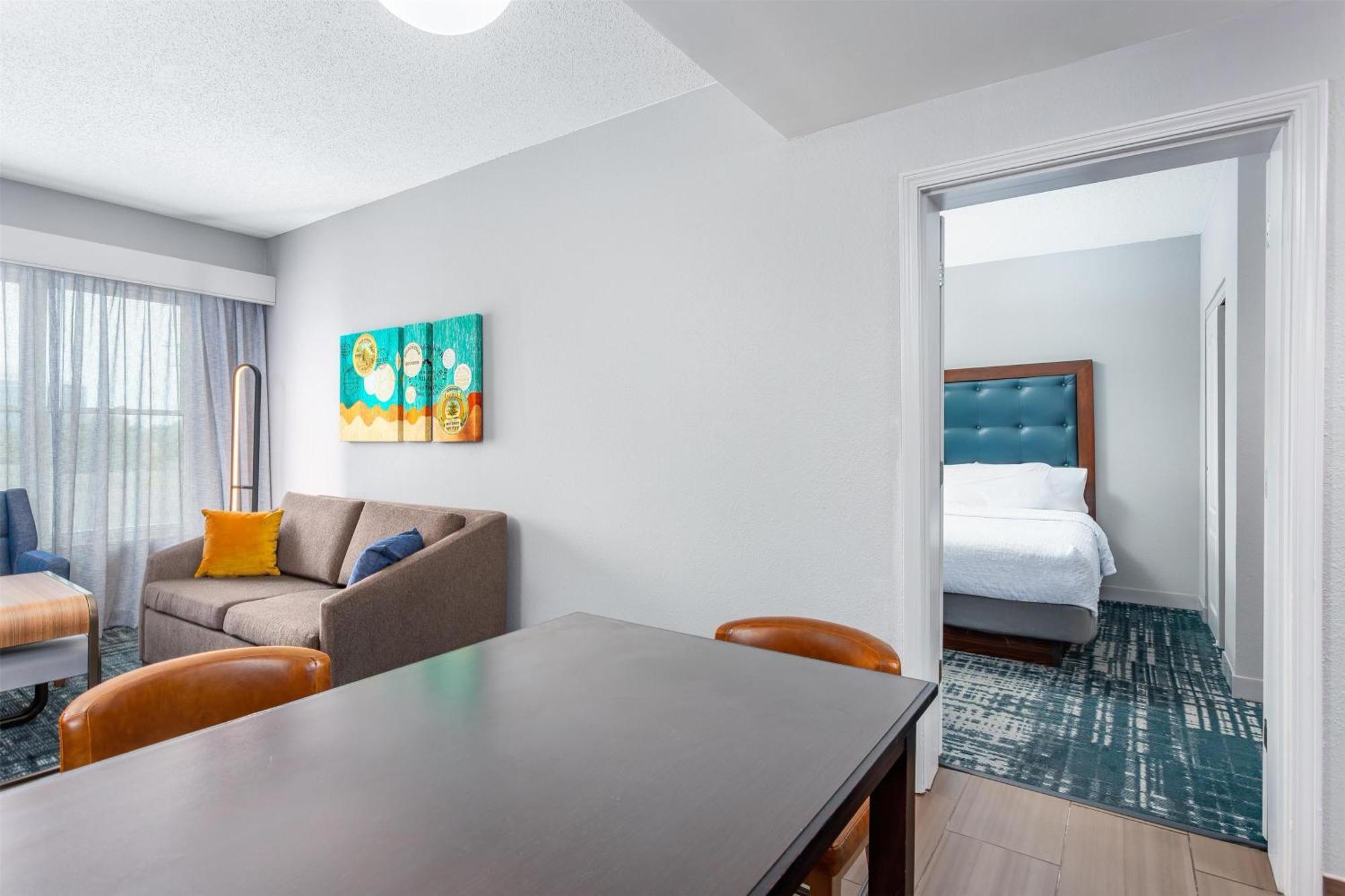 Two Bedroom Suite One King Two Queen Beds Non-Smoking