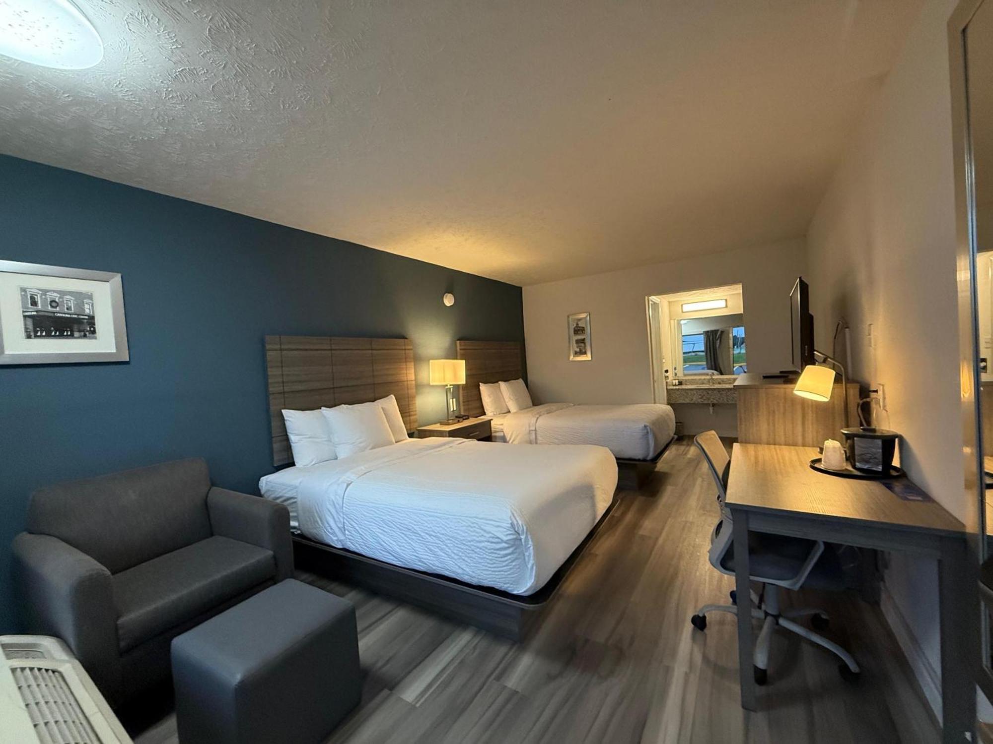 Double Room with Two Double Beds - Non-Smoking