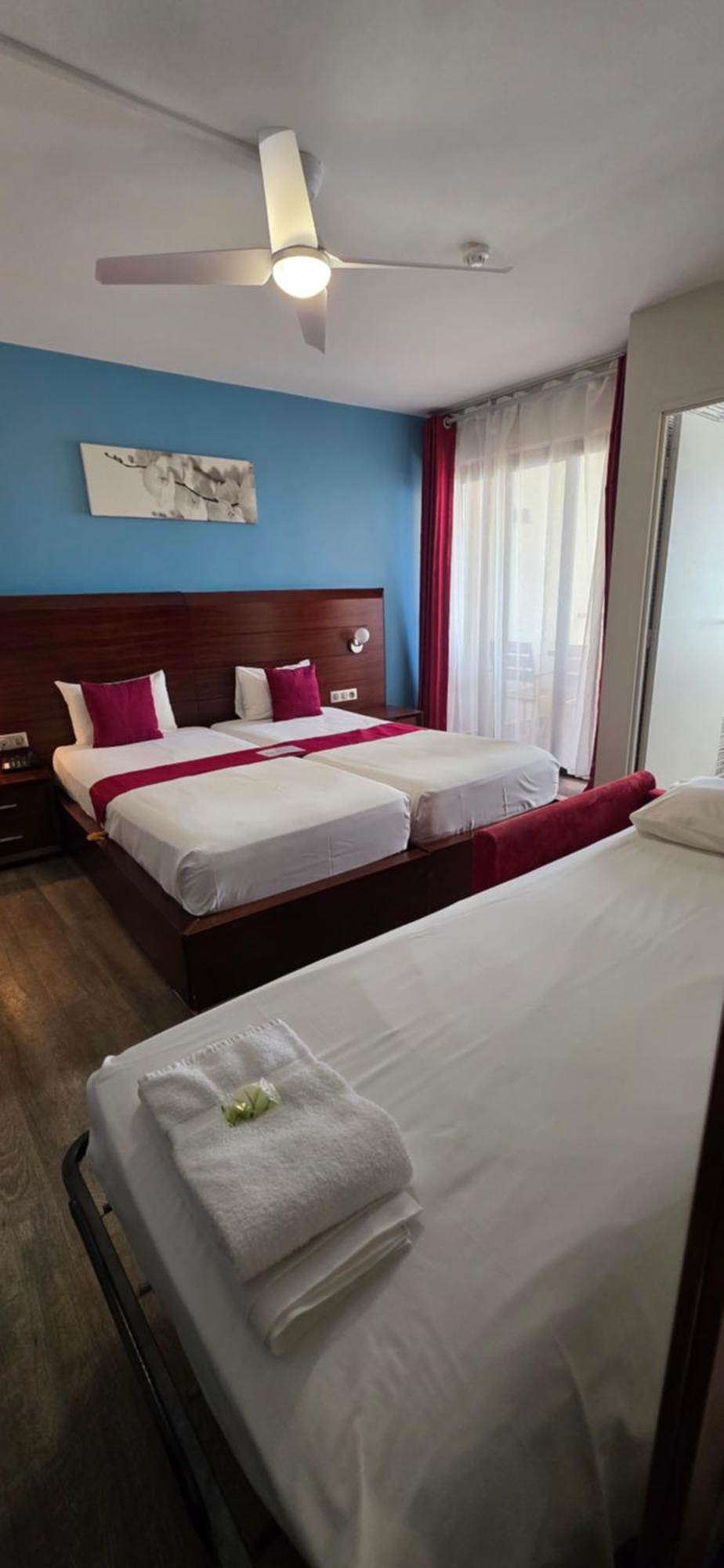 Standard Room 3 Single Beds