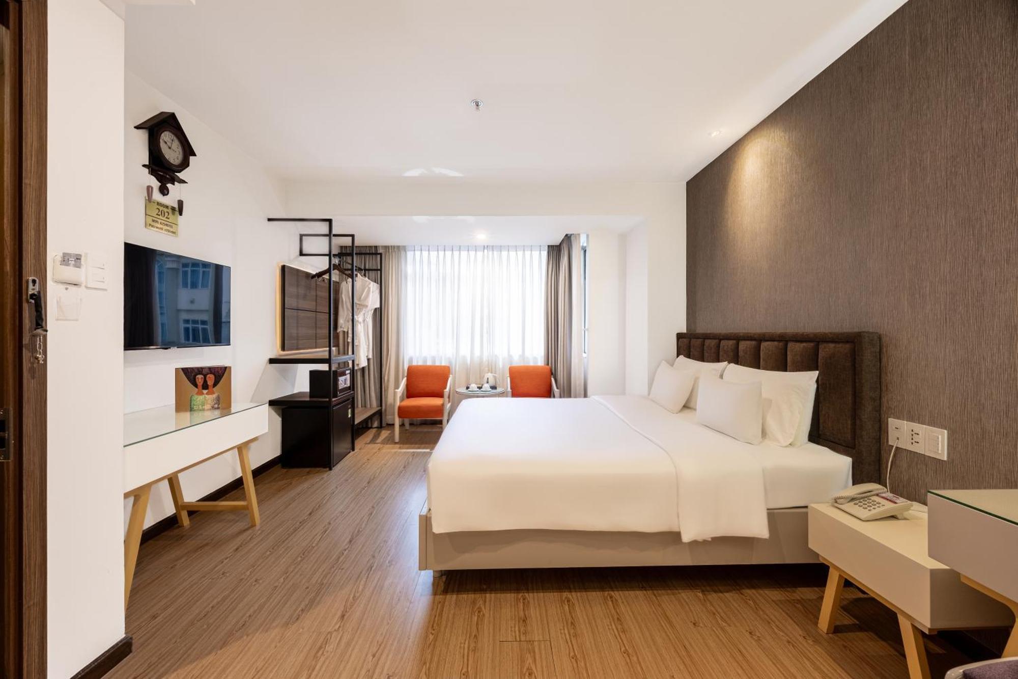 Deluxe Suite