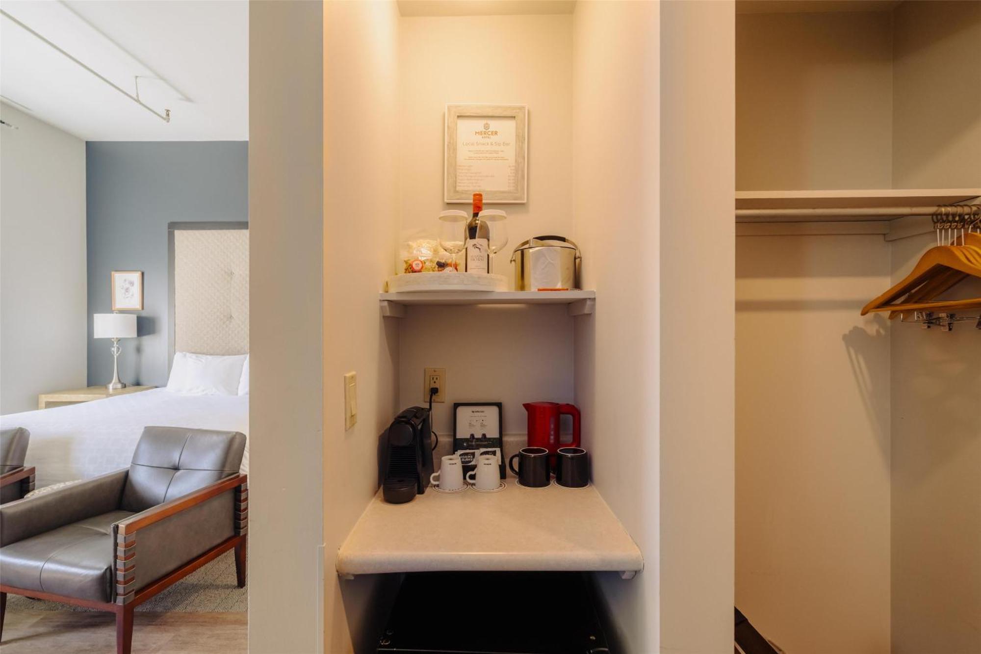 Queen Room with Two Queen Beds and City View