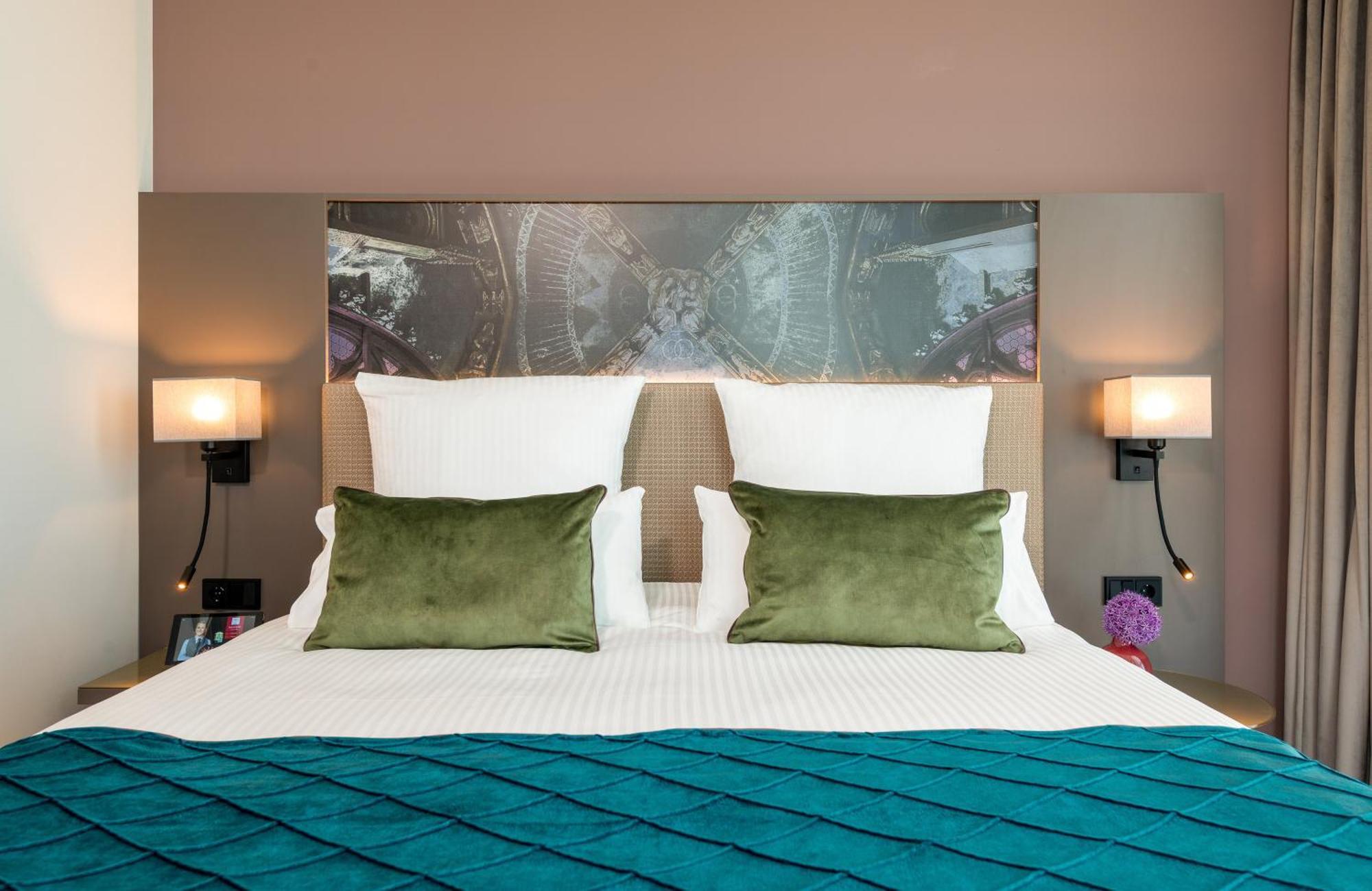 Deluxe Double or Twin Room,1699330293:JPEG