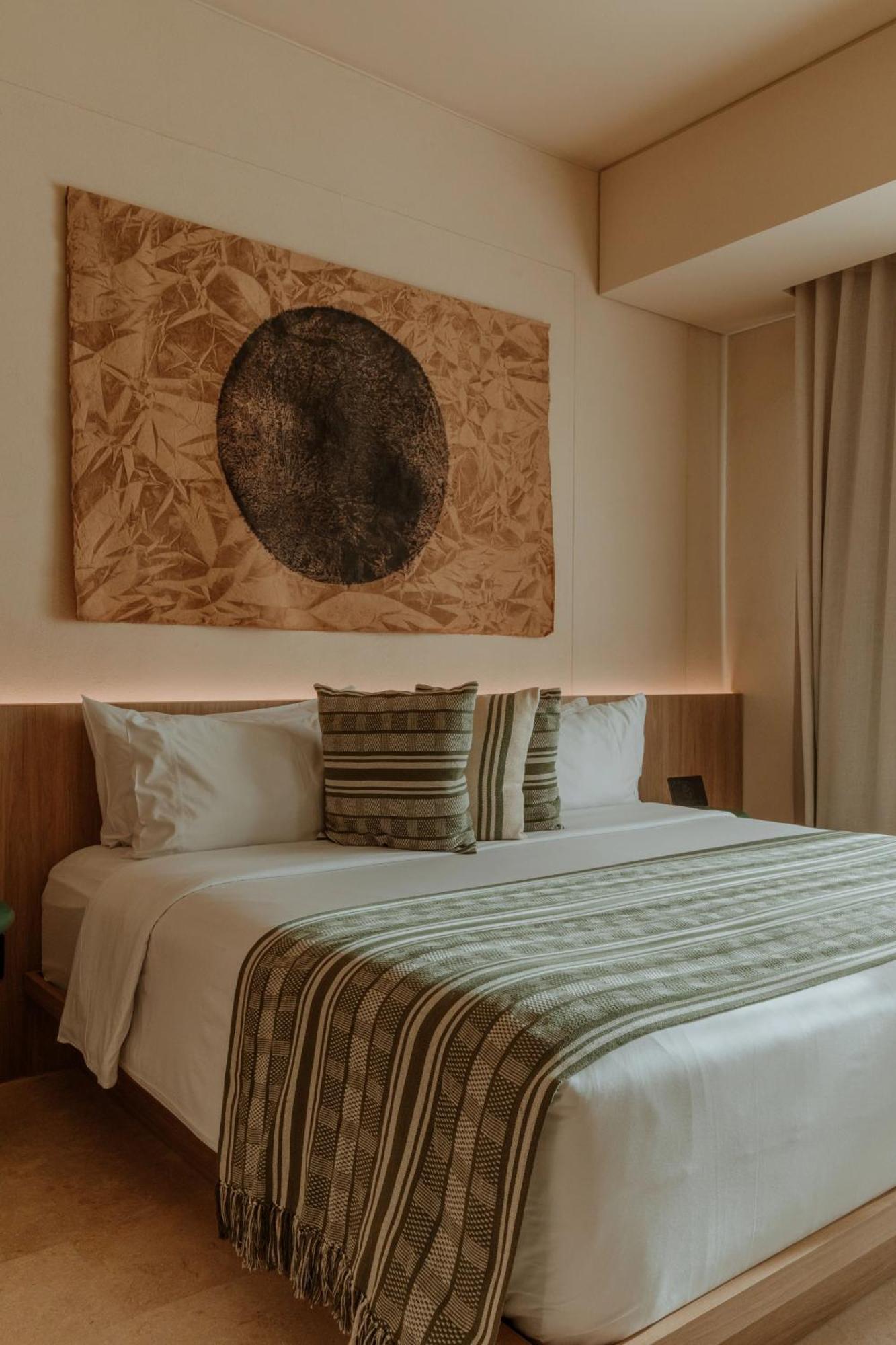 Superior King Room,1699787416:JPEG