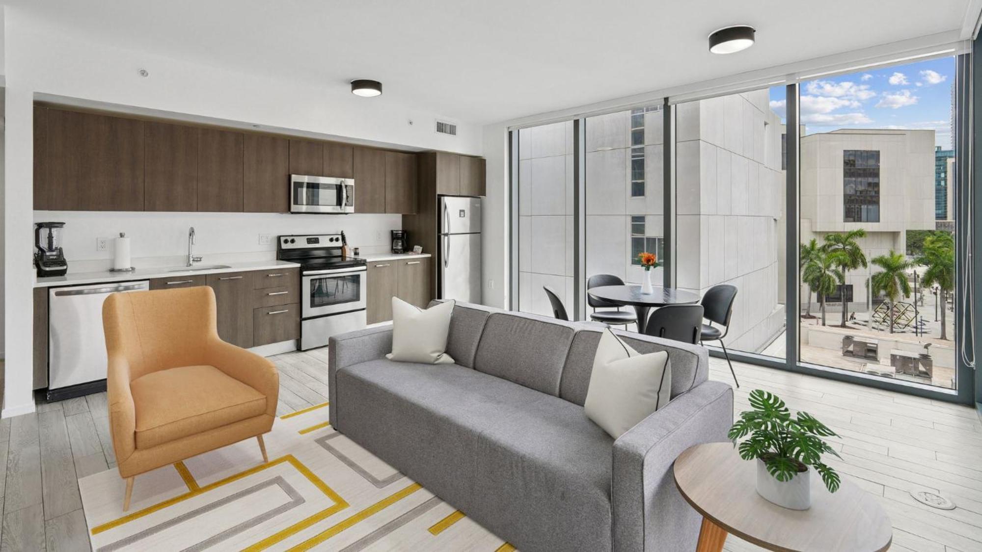 Three-Bedroom Apartment,1699908676:JPEG