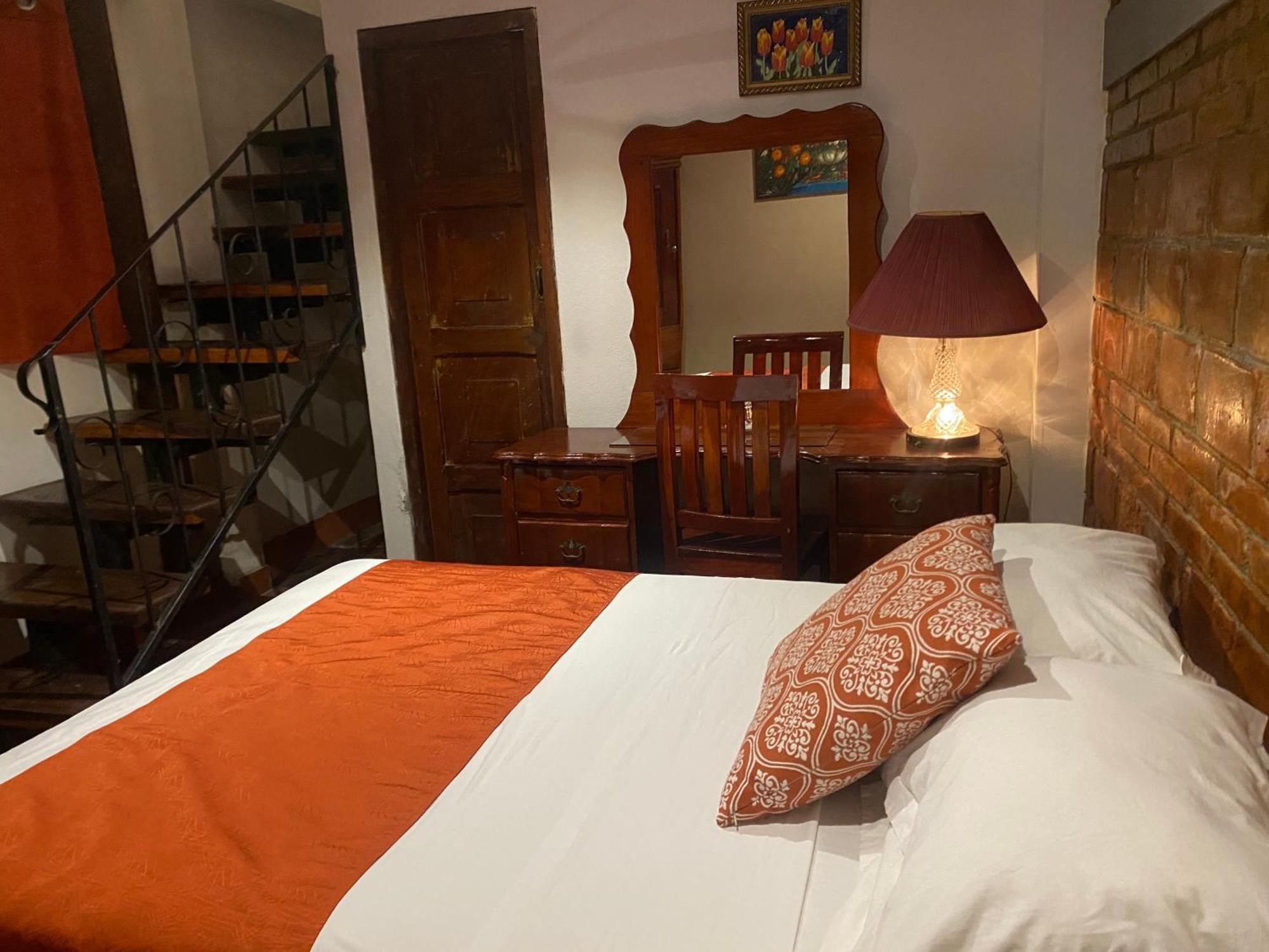 Habitación Familiar con vistas al jardín