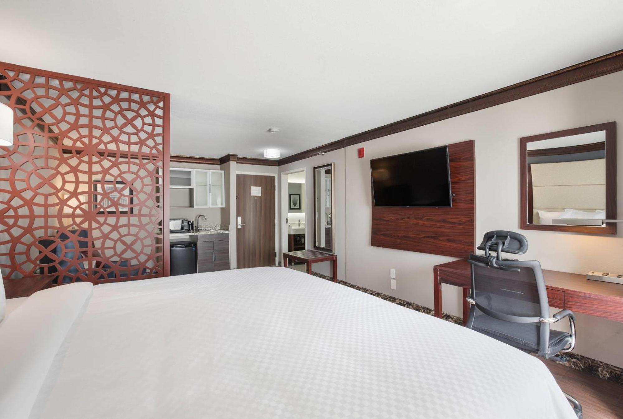 King Suite Non Smoking