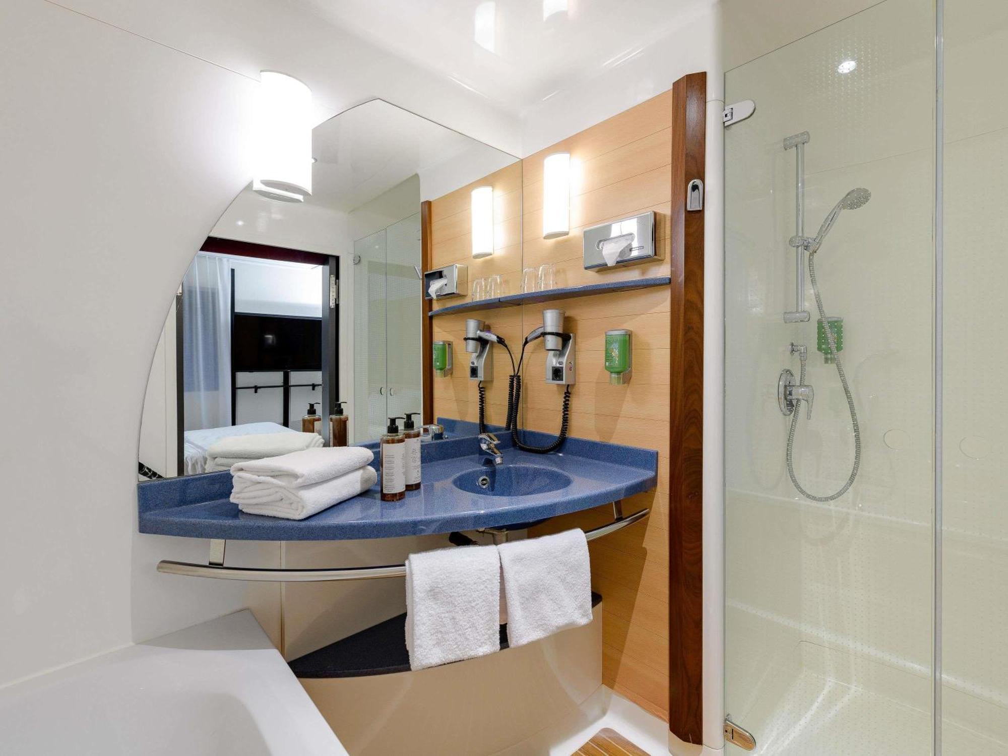 Standard Suite