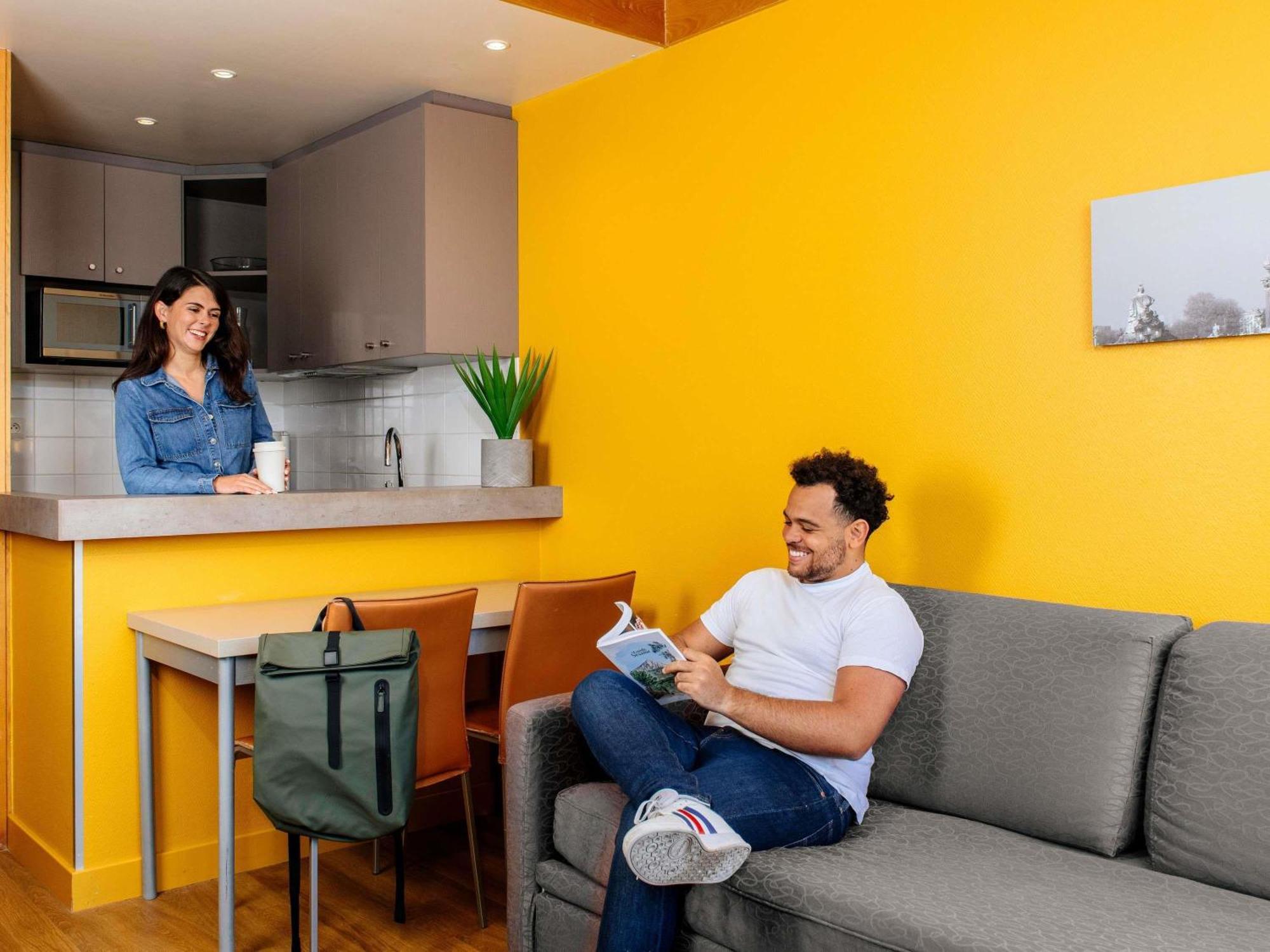 One-Bedroom Apartment