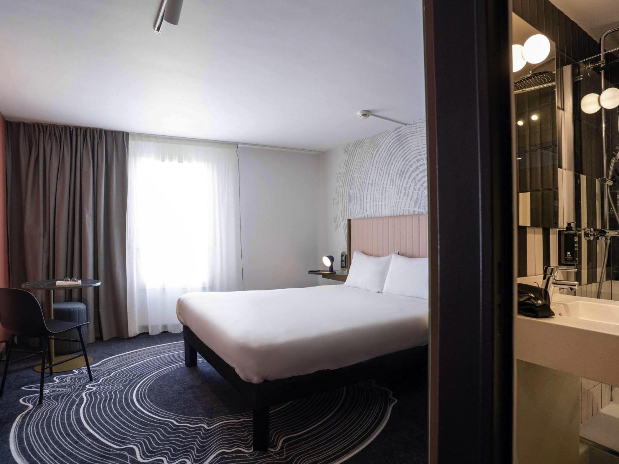 Standard Double Room,1705013926:JPEG