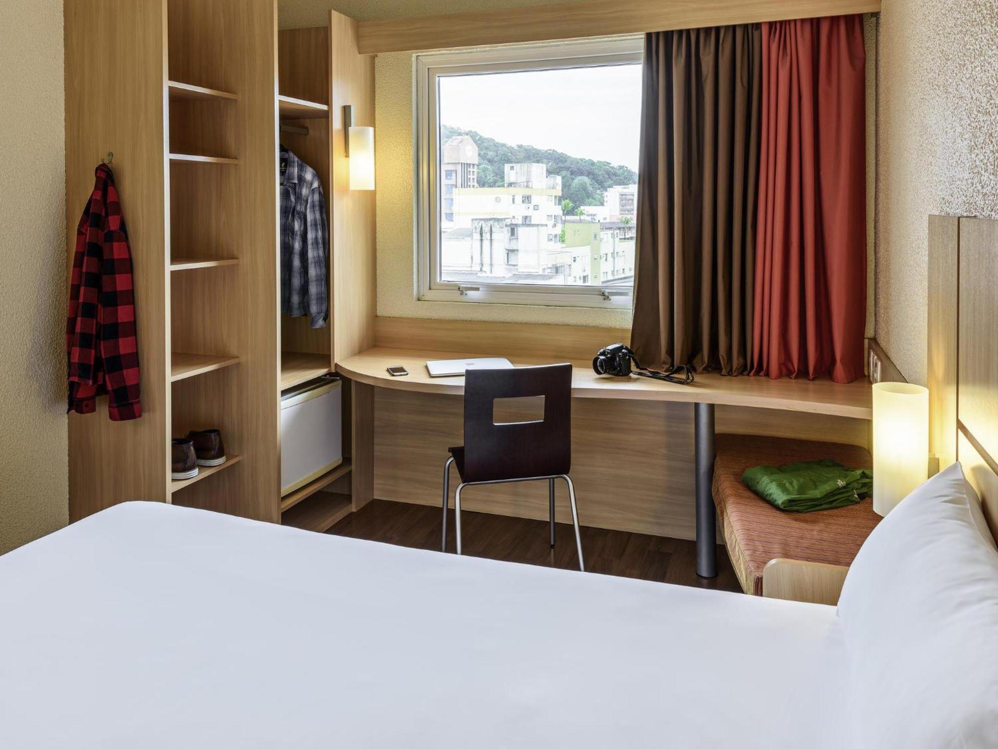 Standard Apartment with Two Single Beds