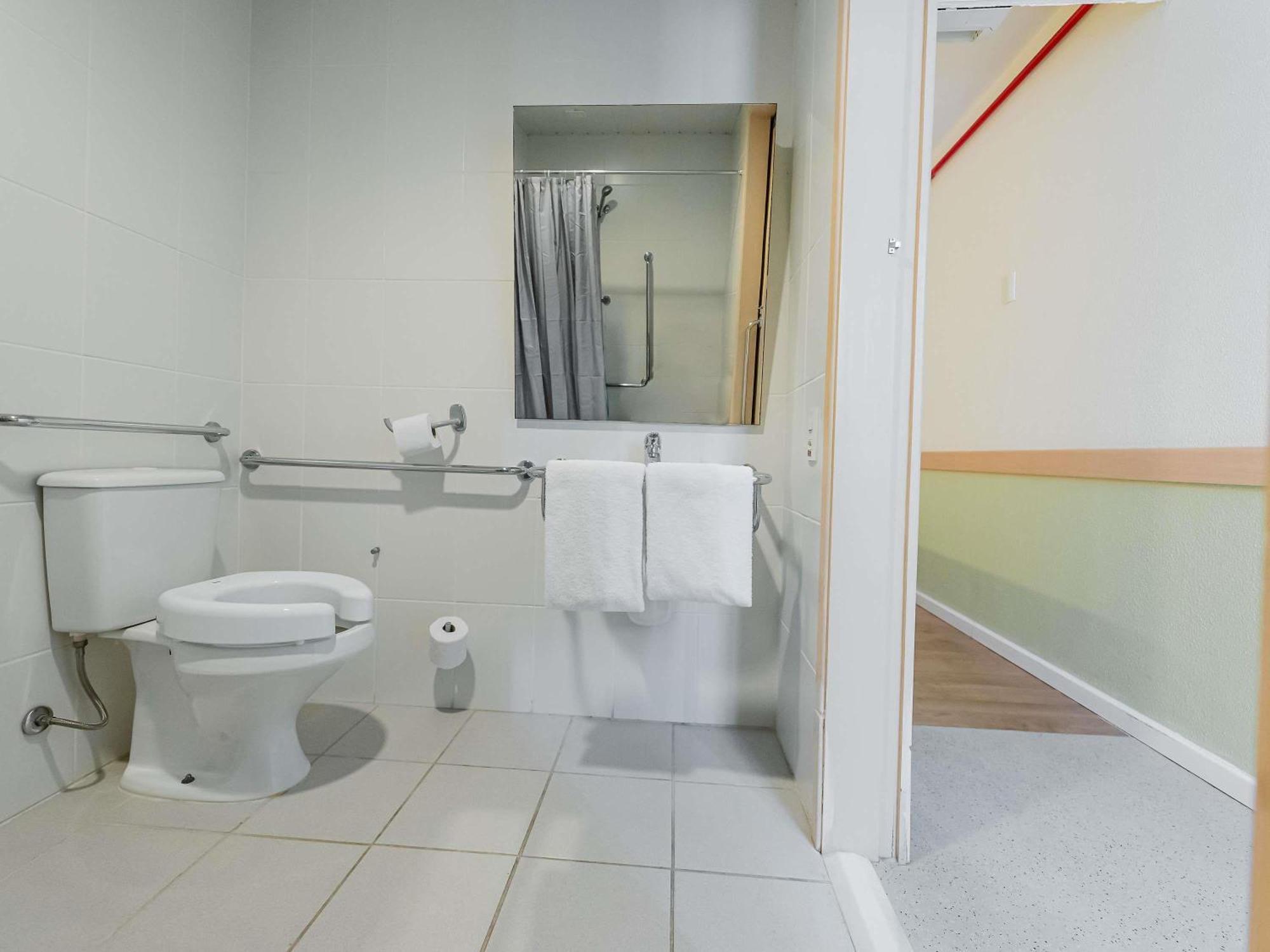 Standard Double Room - Disability Access