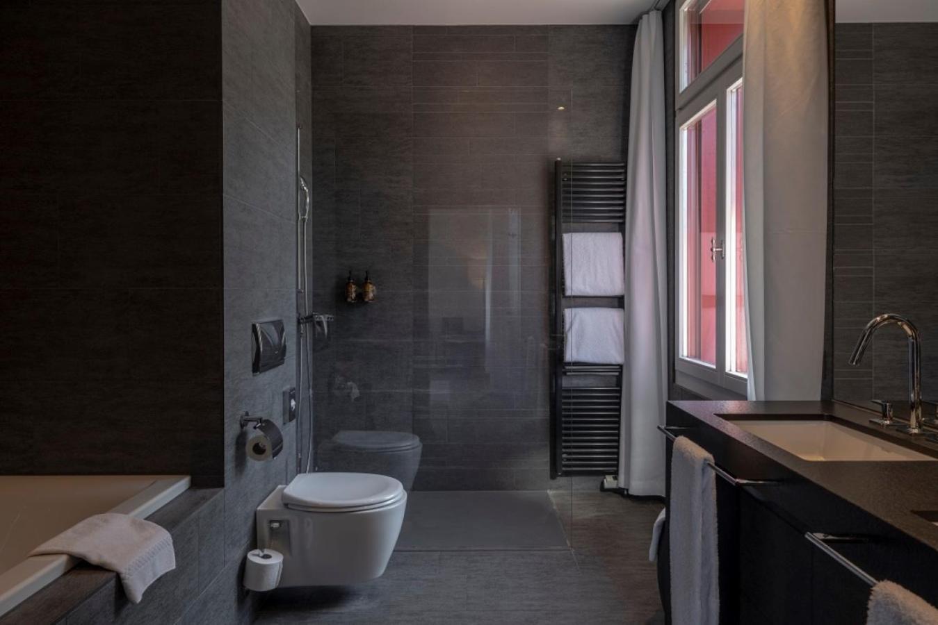 Deluxe Double or Twin Room Balcony