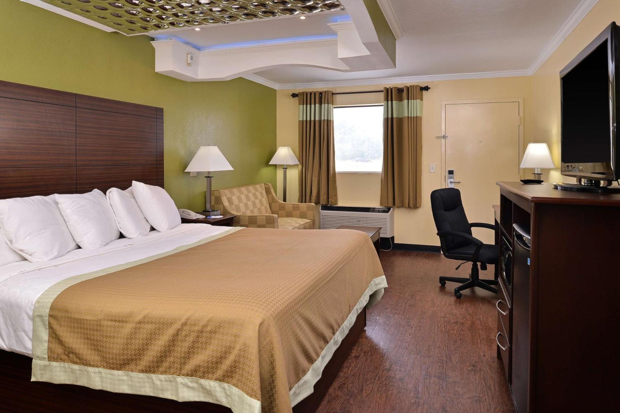 Standard King Room
