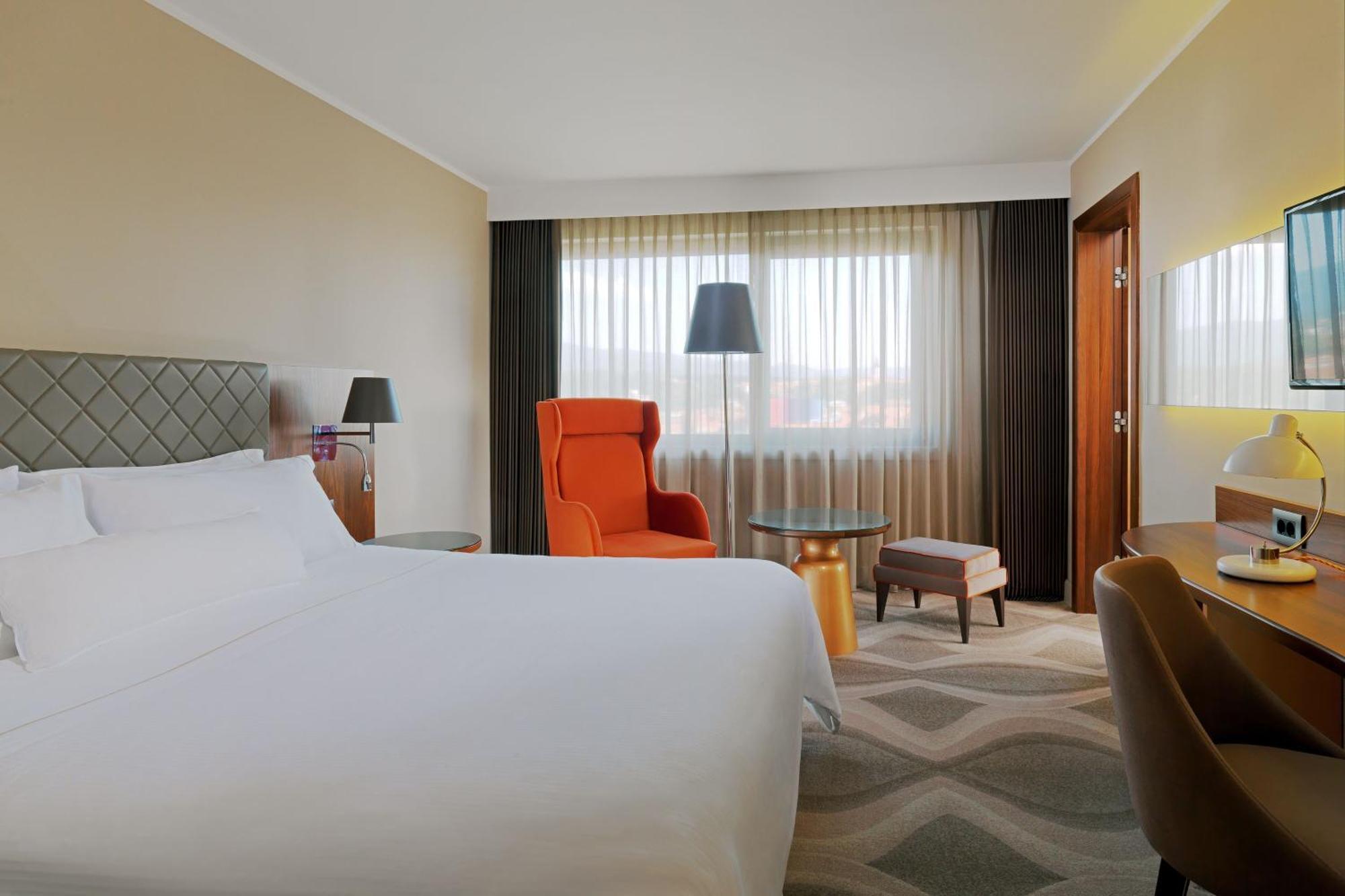 Executive Suite 1 Bedroom Executive Suite 1 King