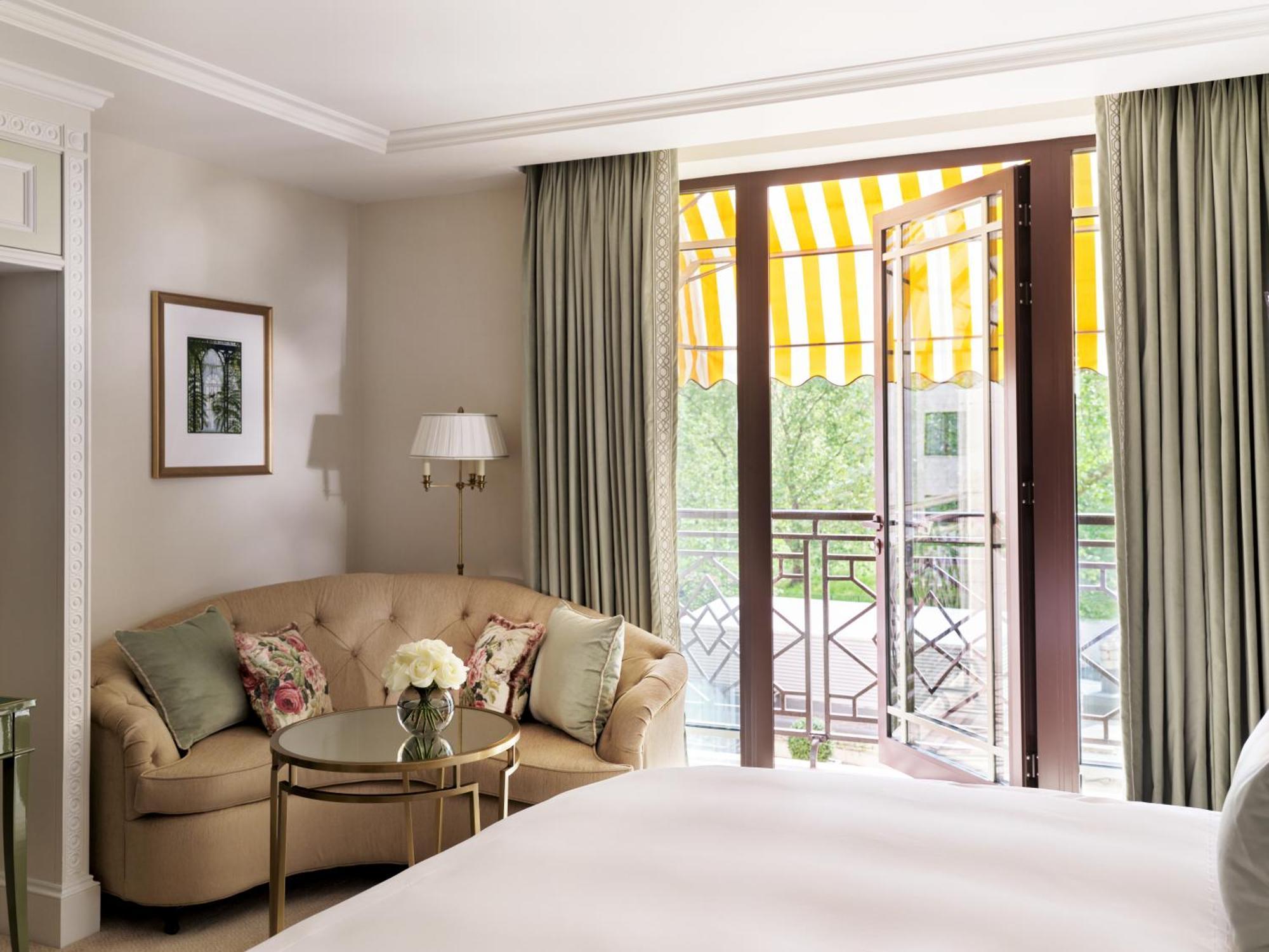 Deluxe Park View Room
