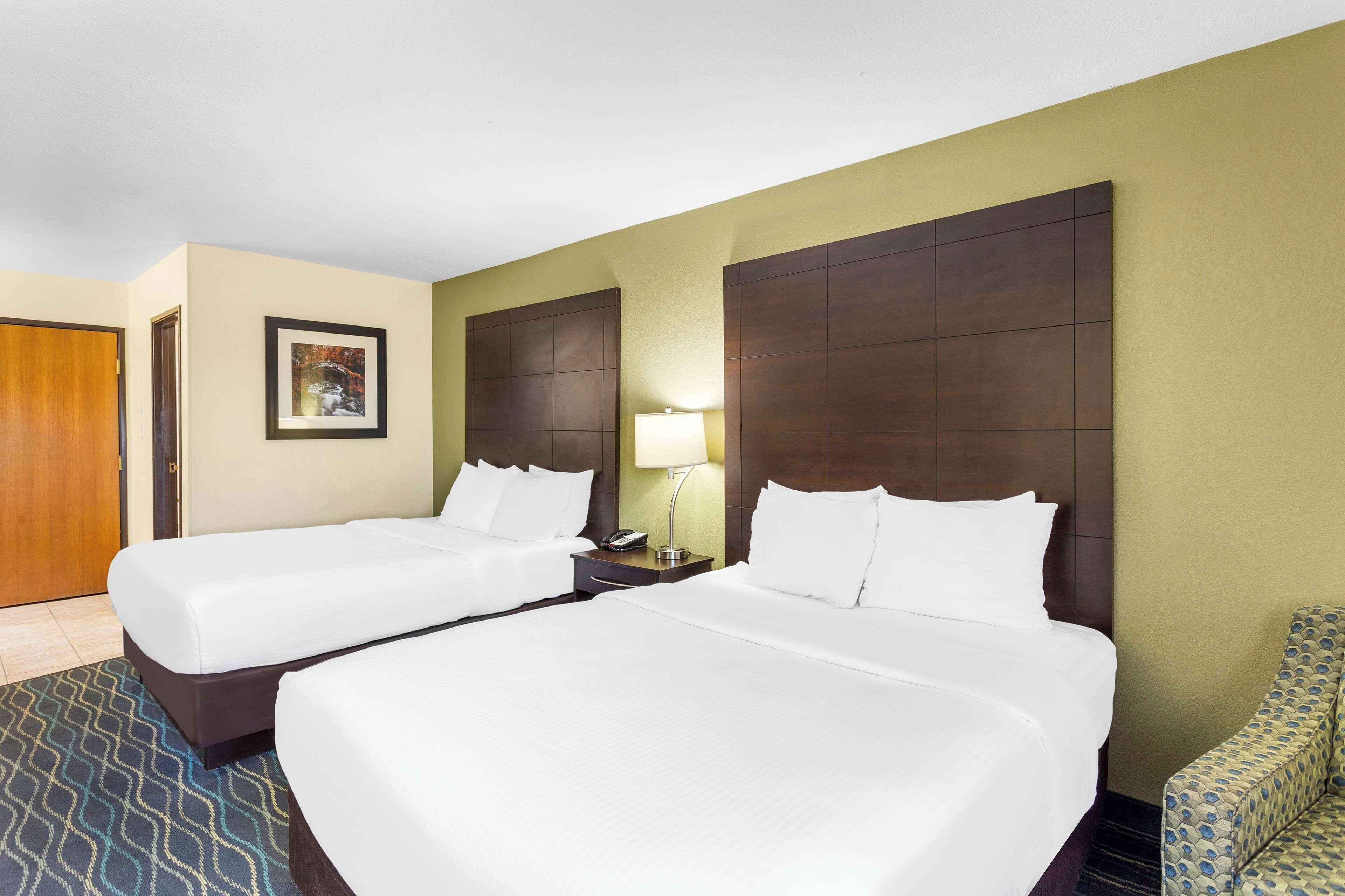 Queen Room with Two Queen Beds