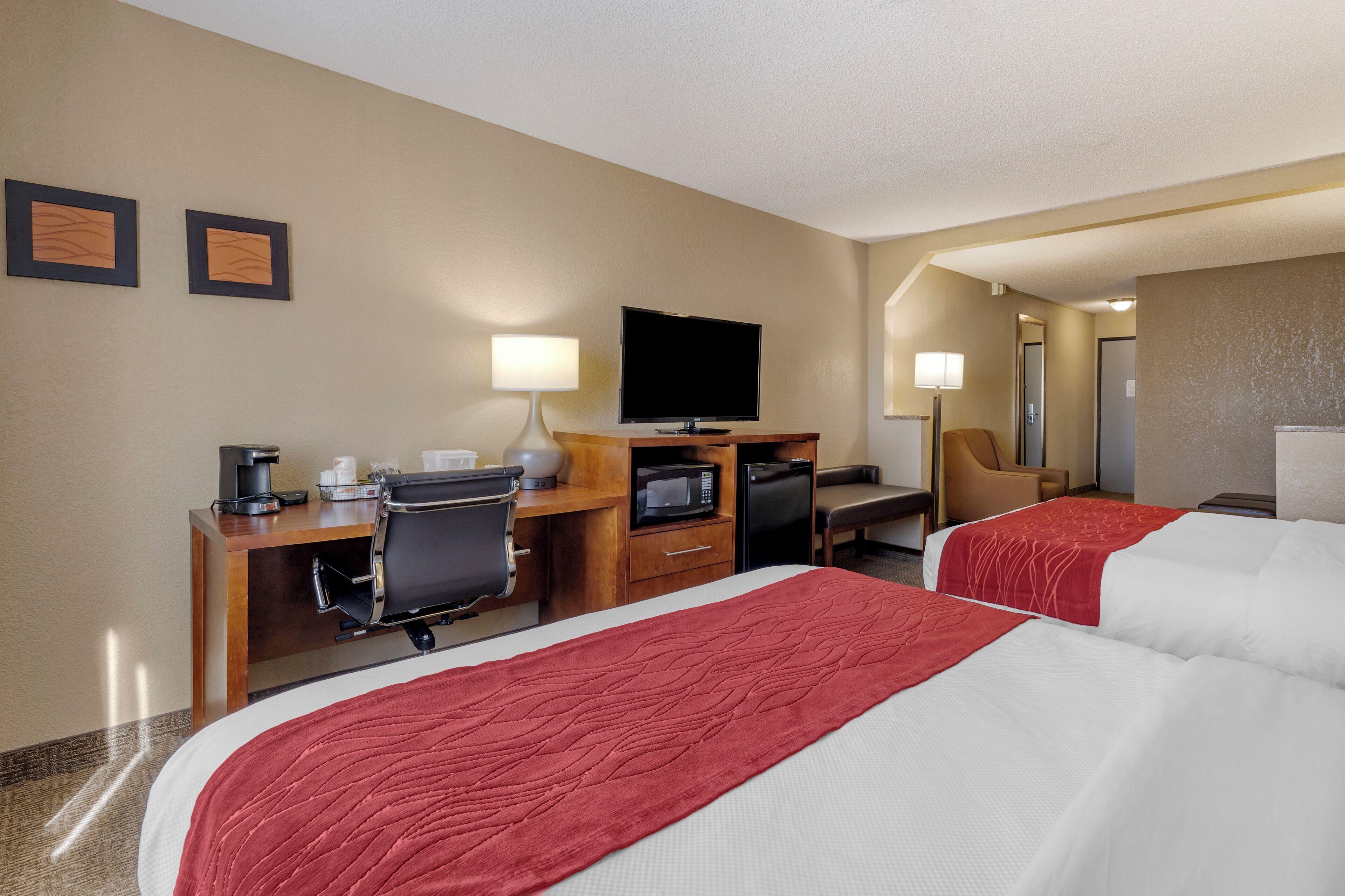 Queen Suite Two Queen Beds Non-Smoking