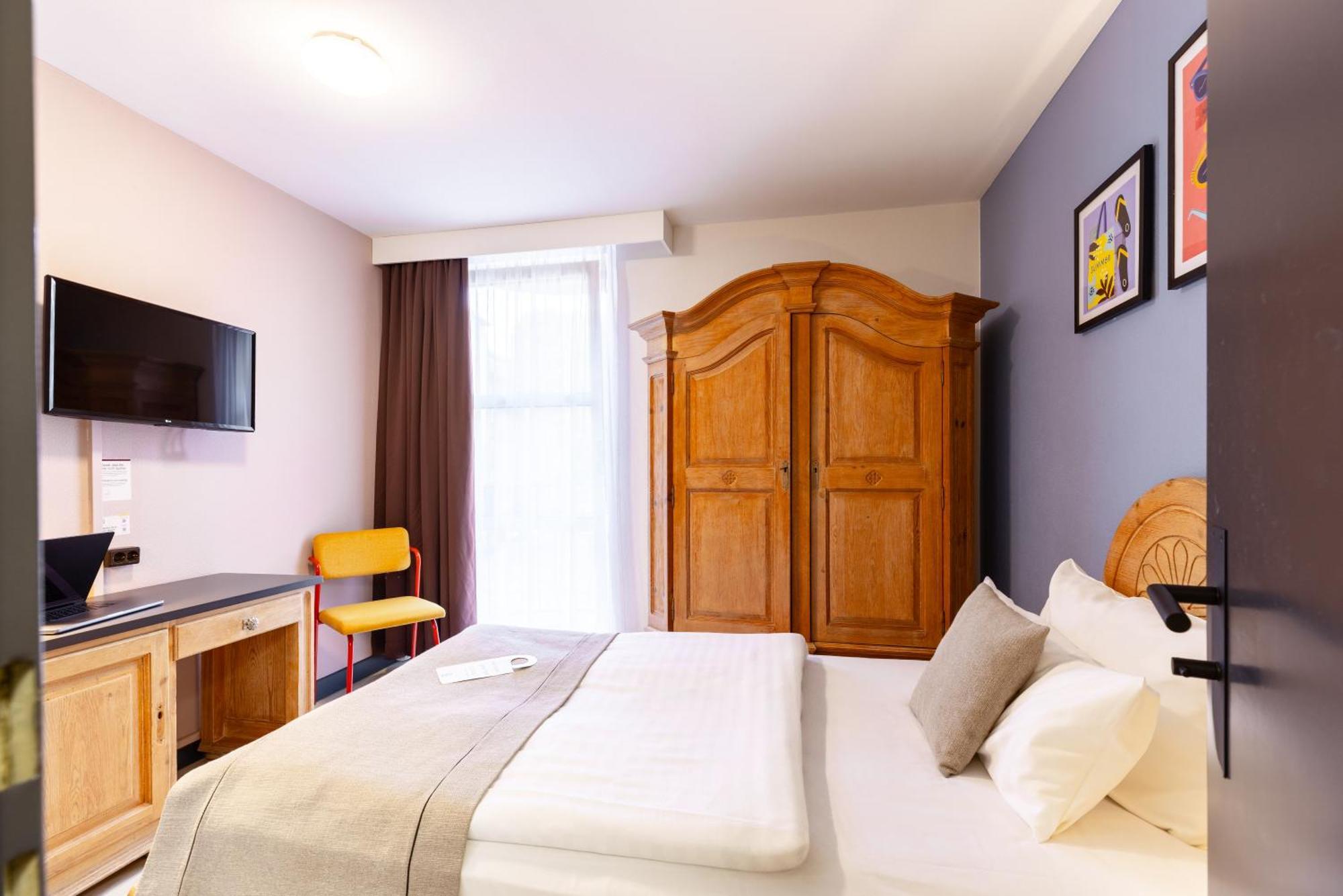 Single Room