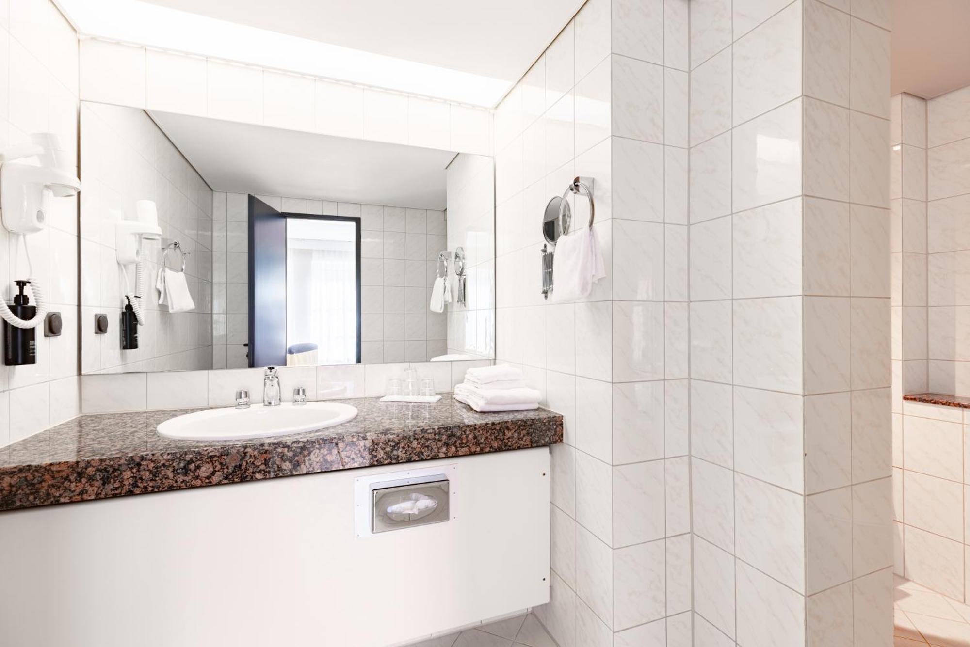 Premium Room,1742770526:JPEG