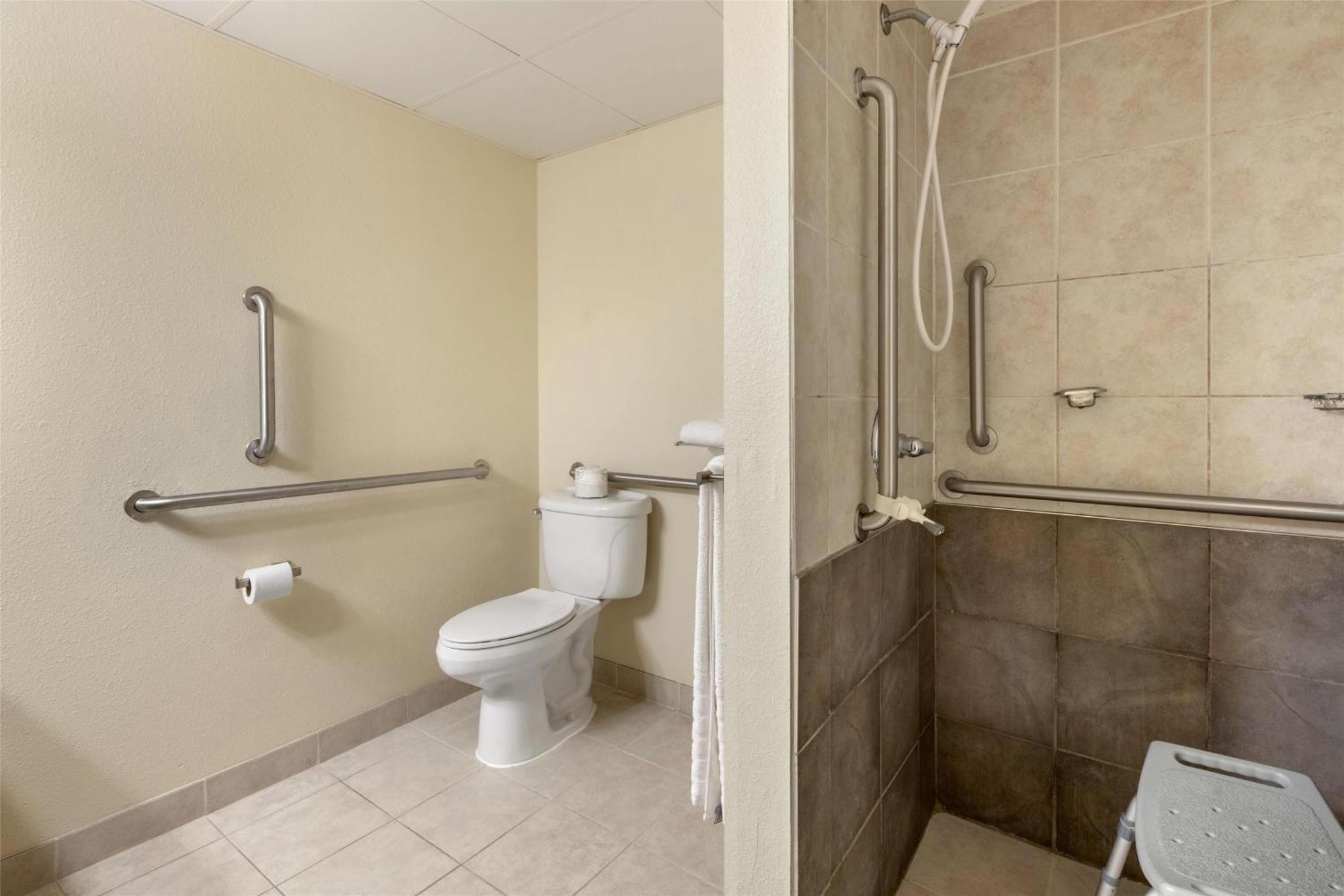 Queen Room Mobility Access