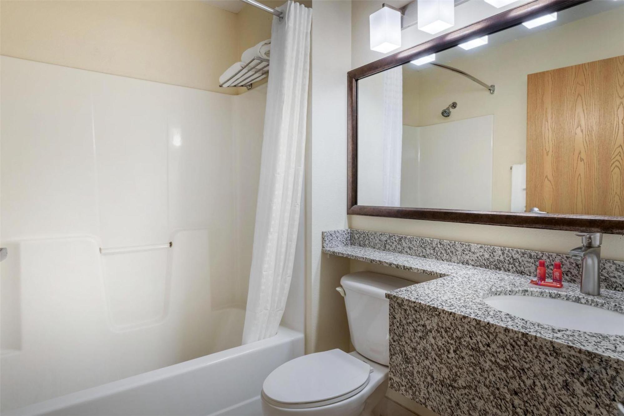 Queen Suite Sofa Bed Jetted Tub