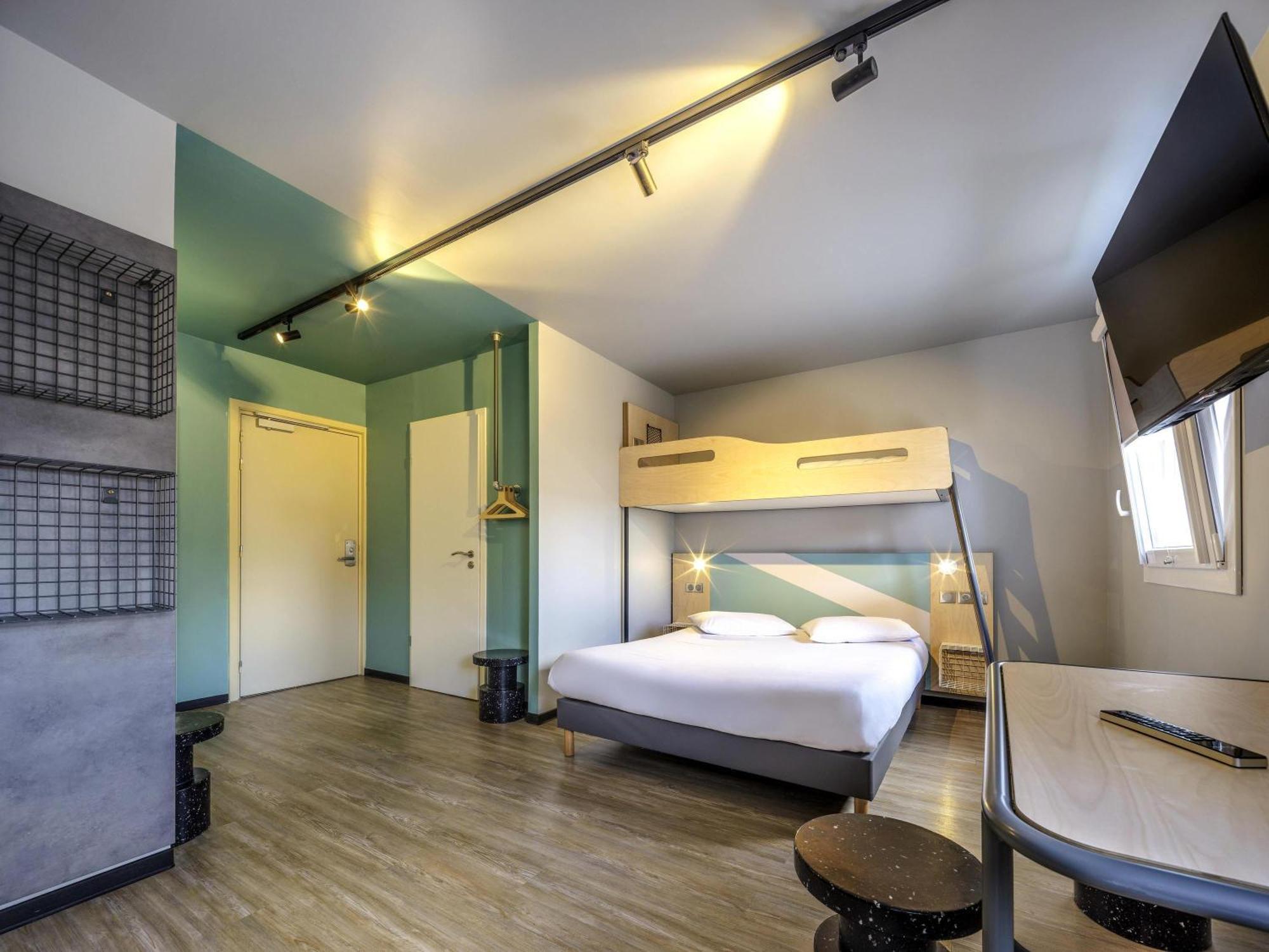 Tribu Double Room Two Double Beds Two Sofa Beds,1706853445:JPEG