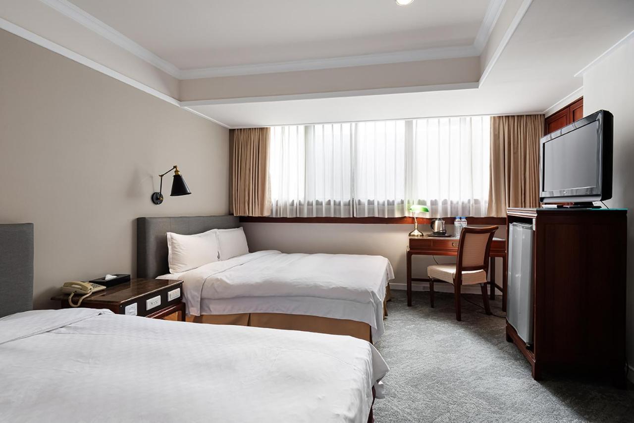 Deluxe Family Room (4 Adults)