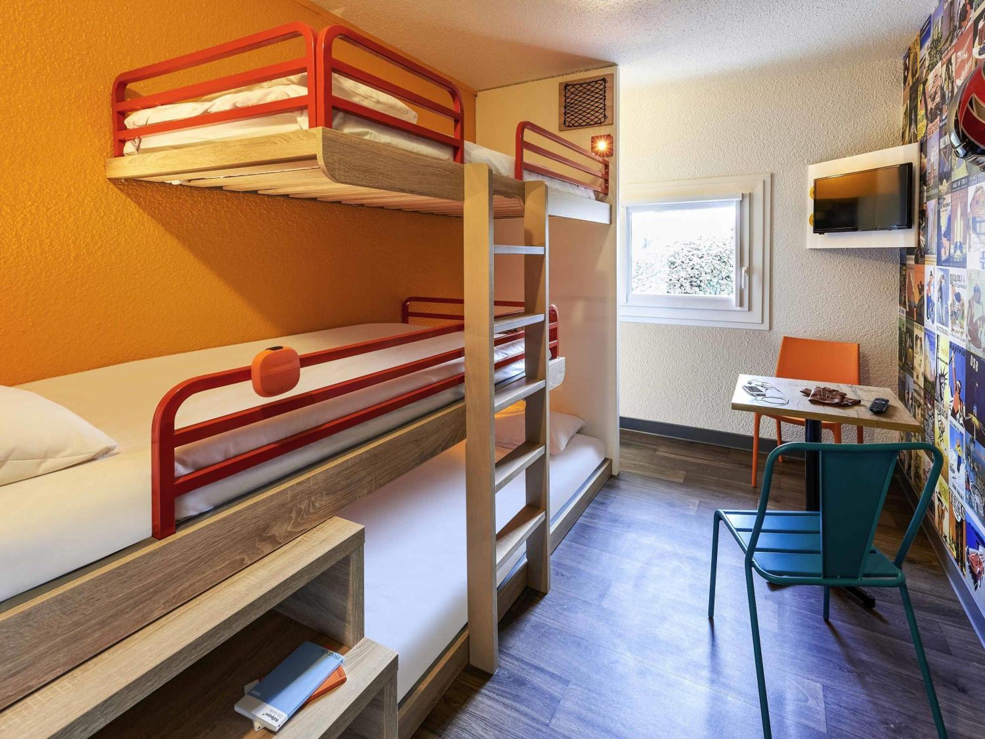 Room Three Single Bunk Beds,1742991715:JPEG