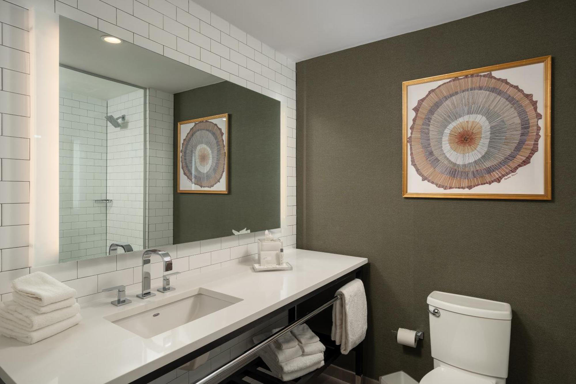 Standard King Room