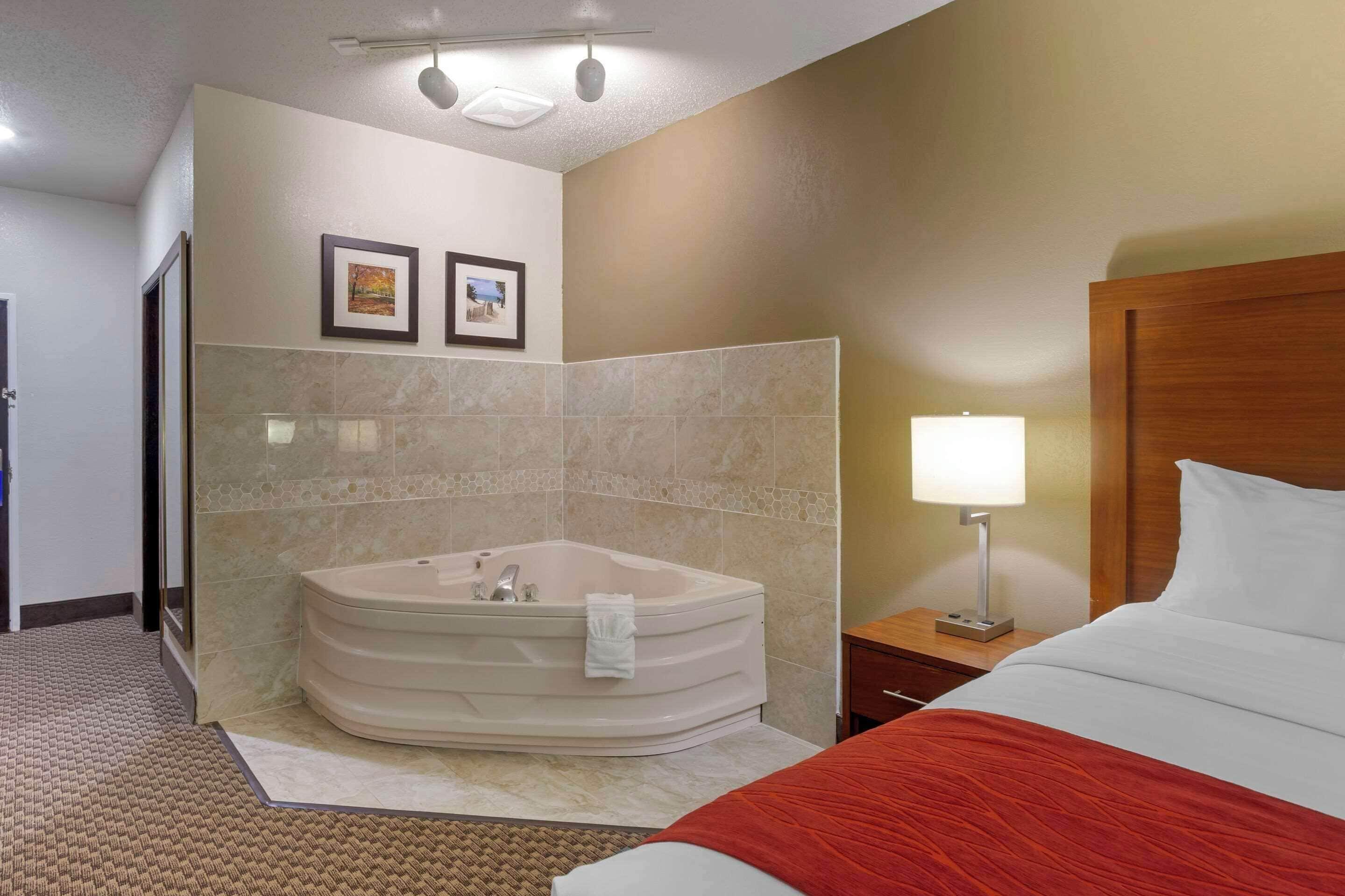 Superior King Suite - Non-Smoking