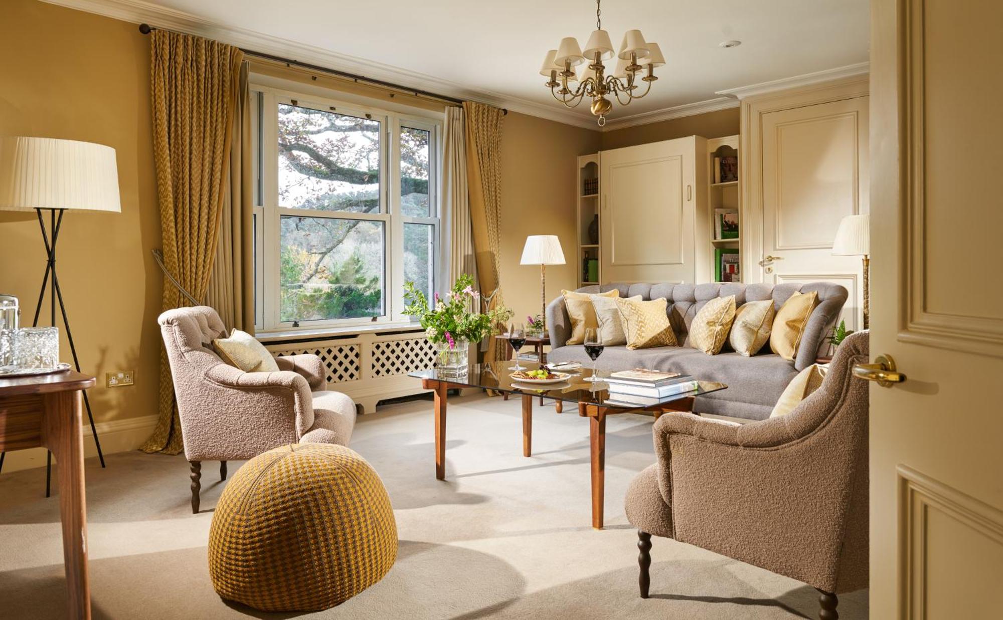 Suite with River View