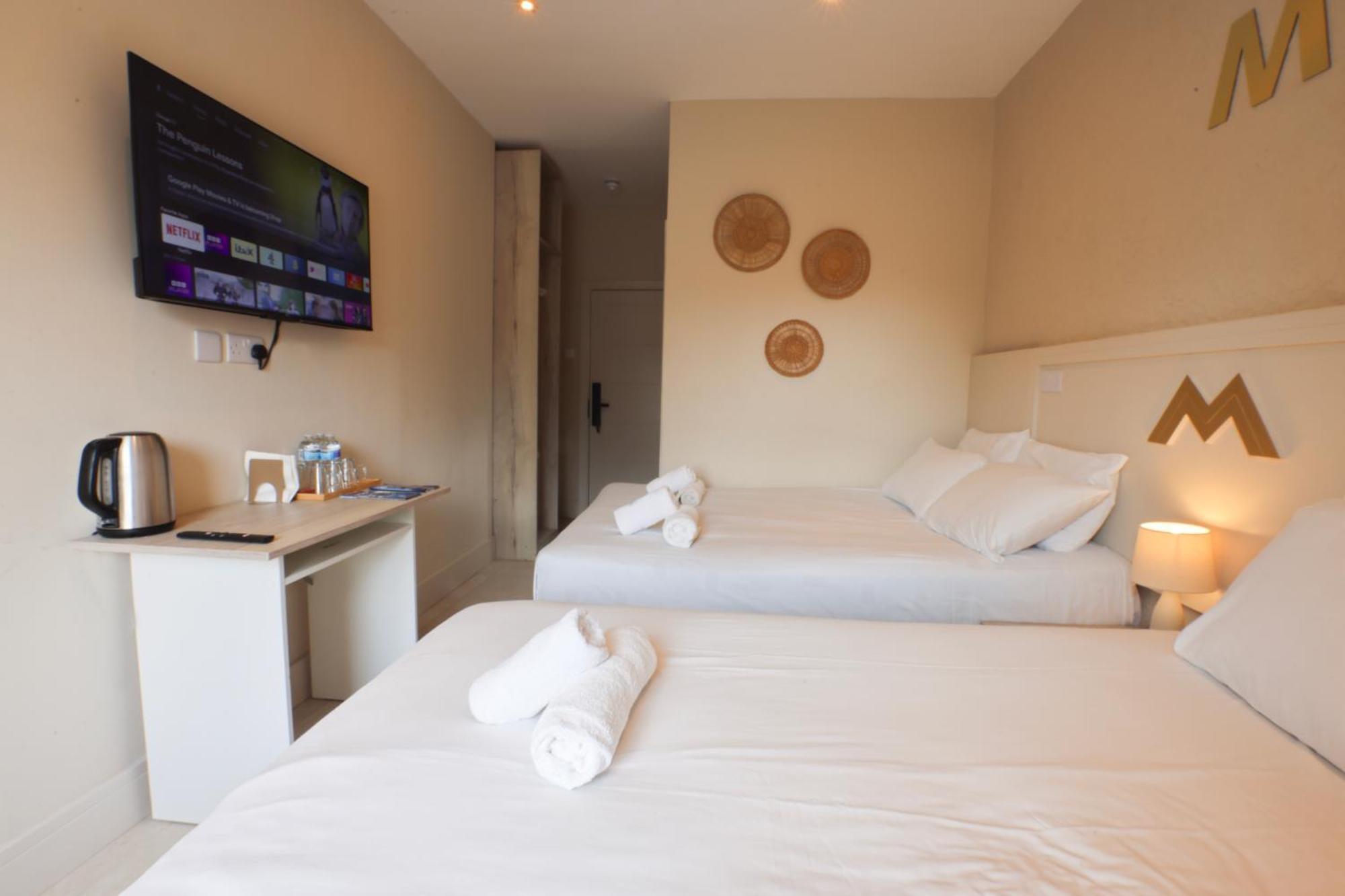 Luxury Triple Room