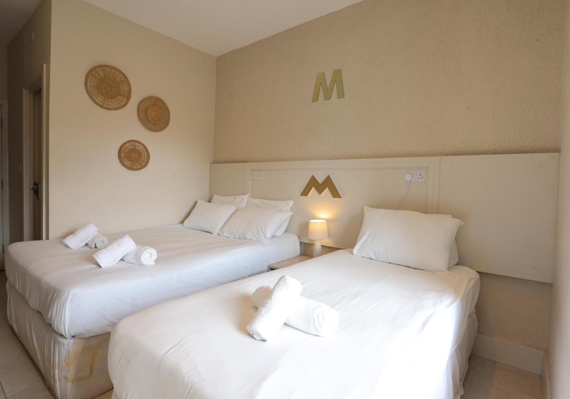 Luxury Triple Room
