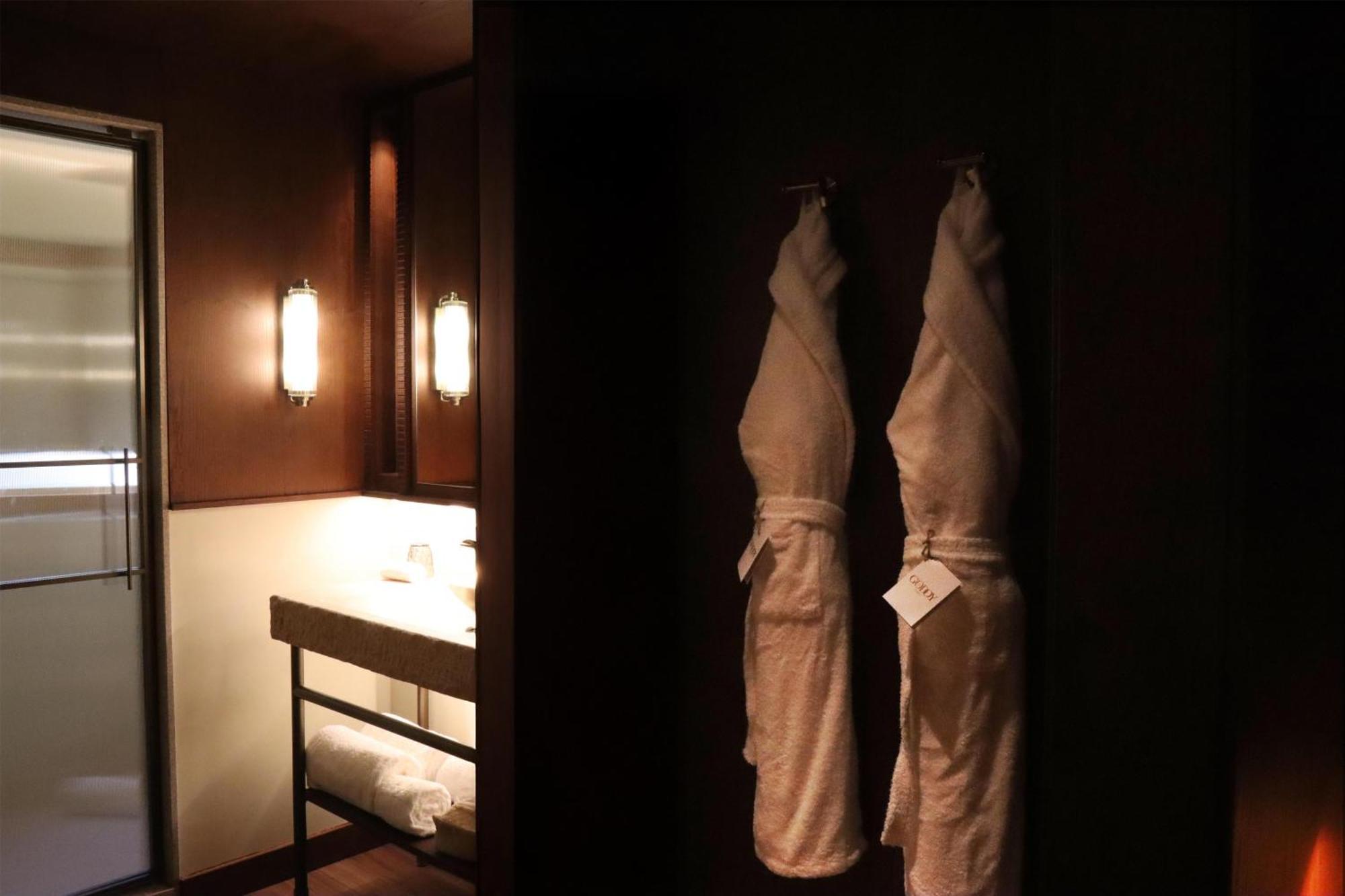 King Room Santa Cruz Spa Access,1709082758:JPEG