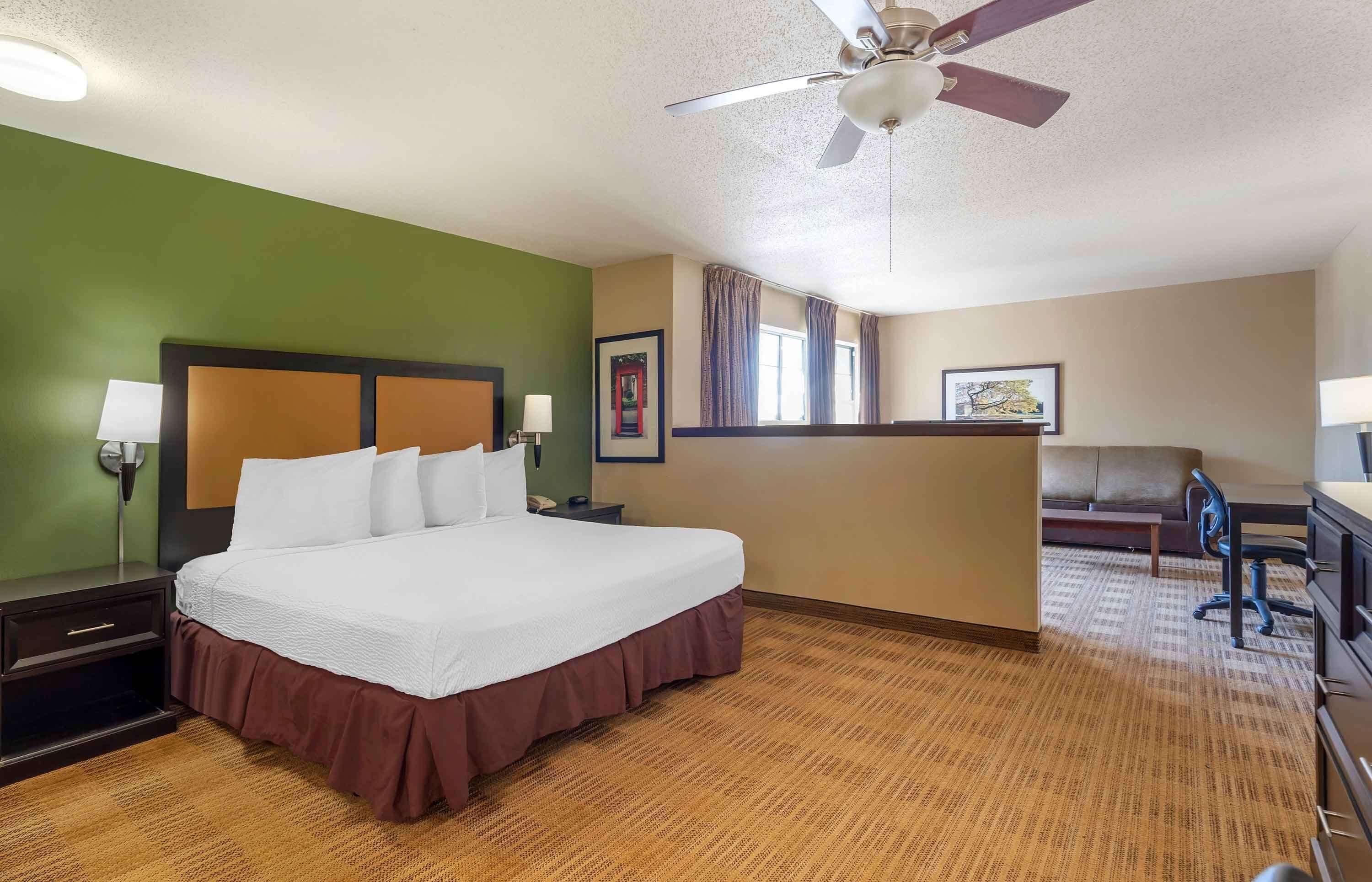 One Bedroom Suite Non-Smoking