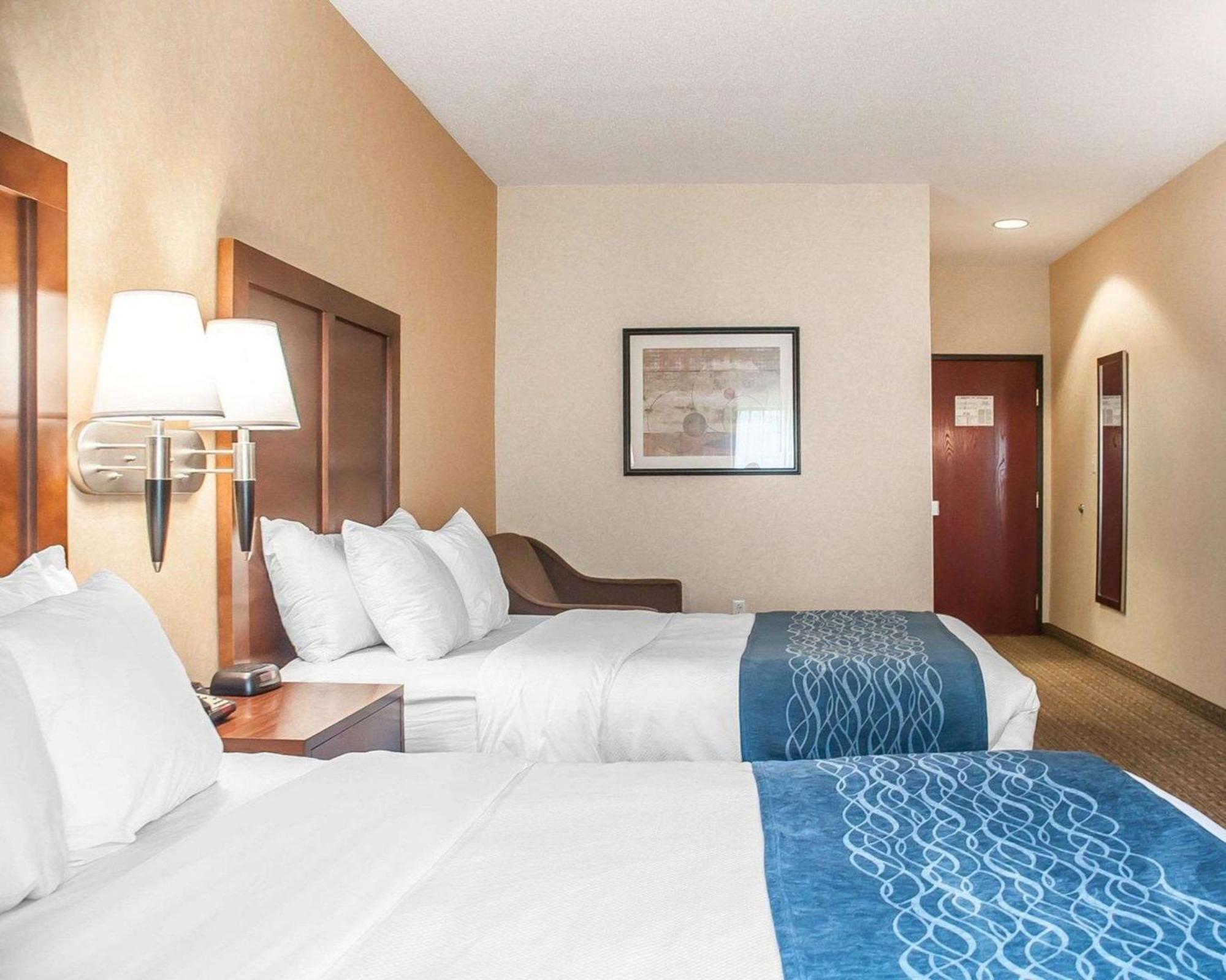 Double Room Two Double Beds Accessible or Non-Smoking