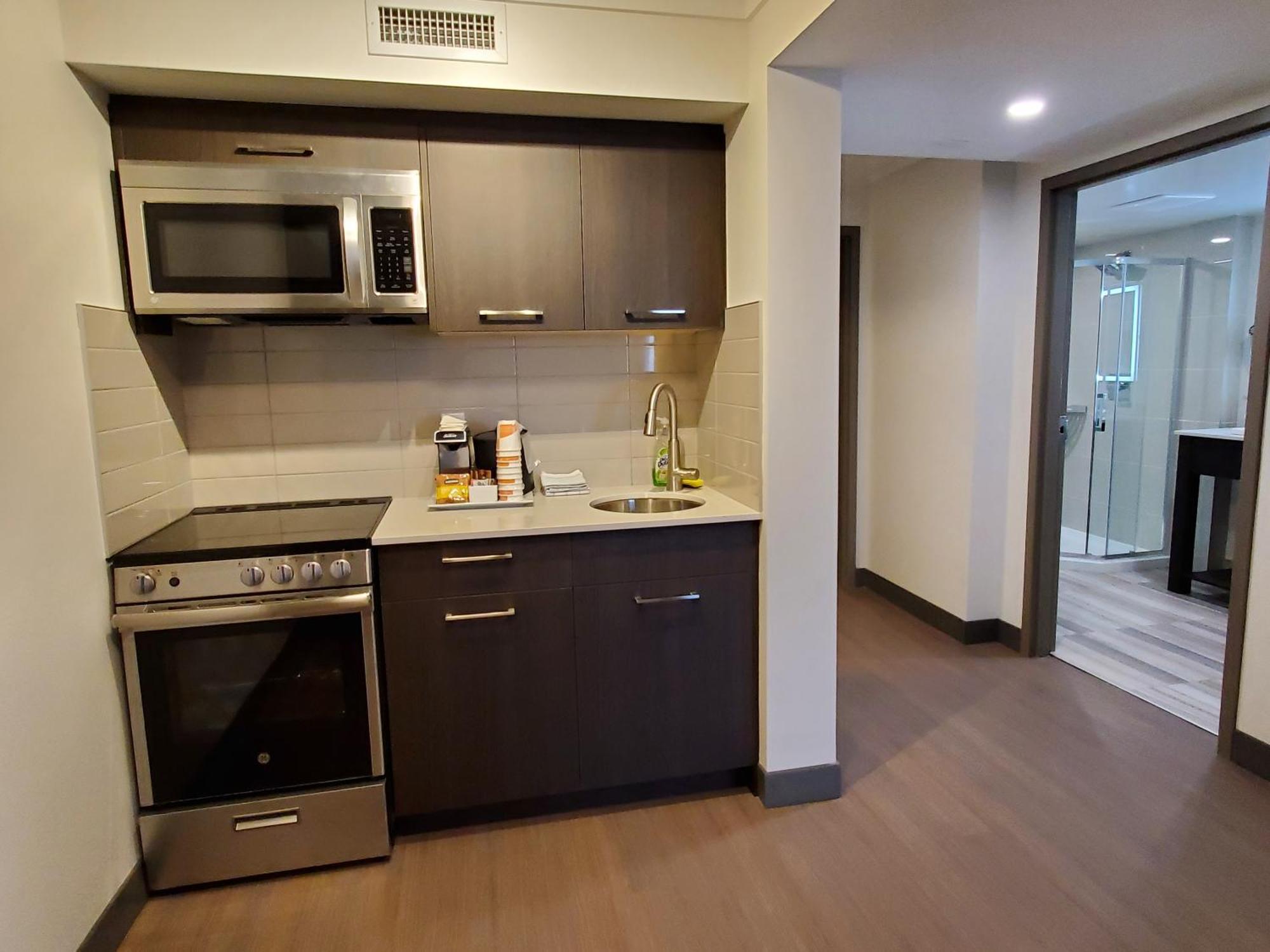 Atlantic King Suite Kitchen Non-Smoking