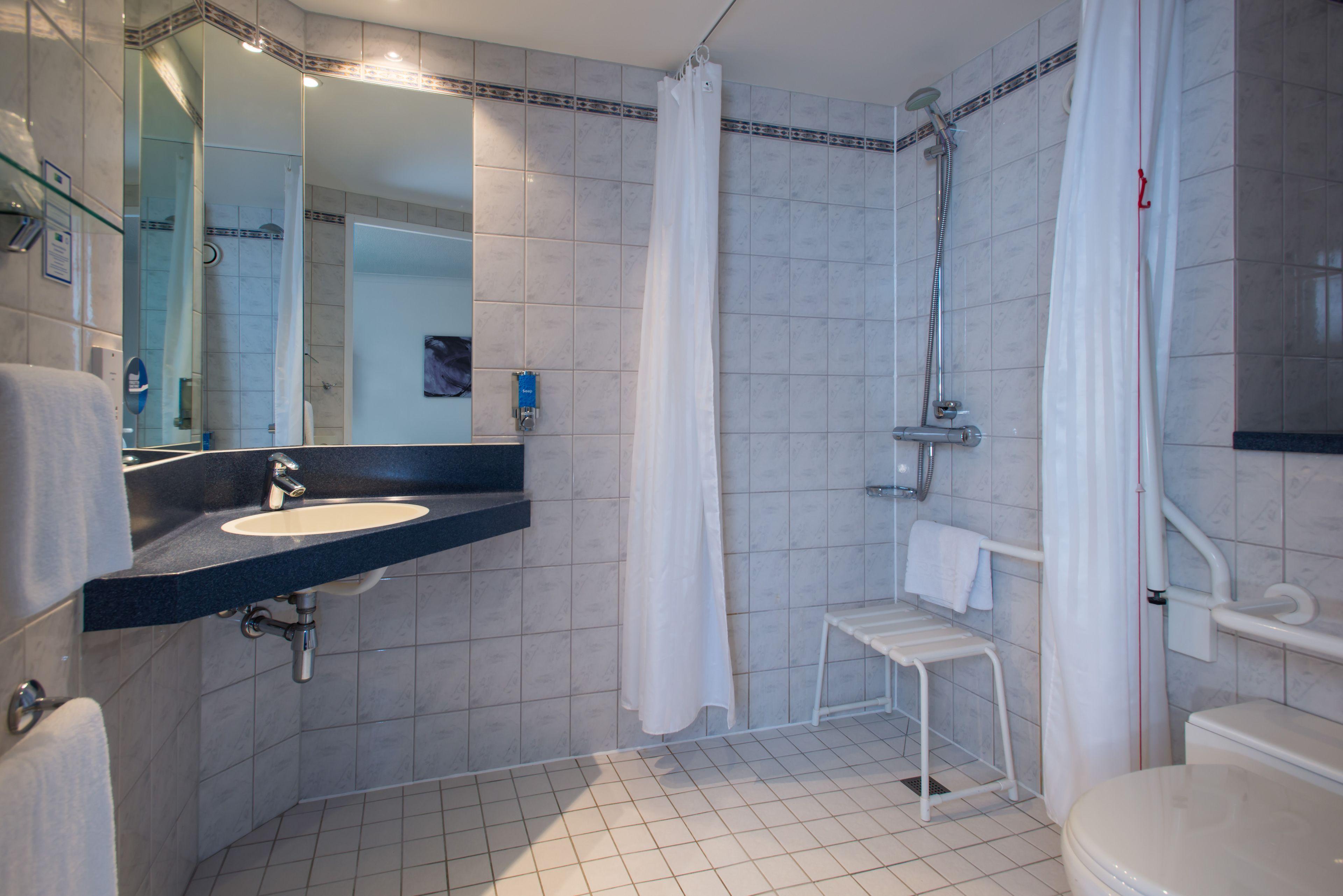 Double Room Hot Accessible