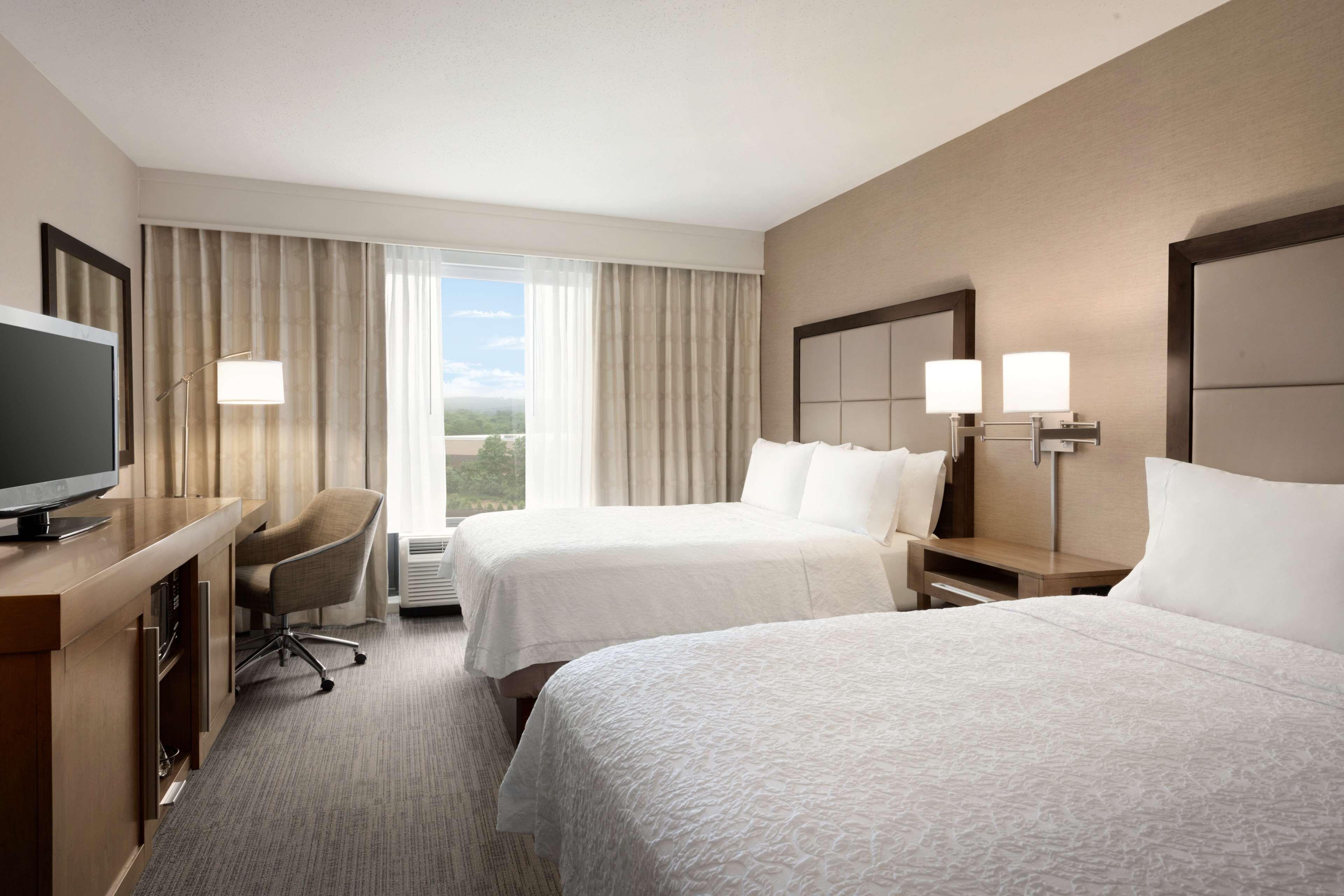 Queen Room Two Queen Beds