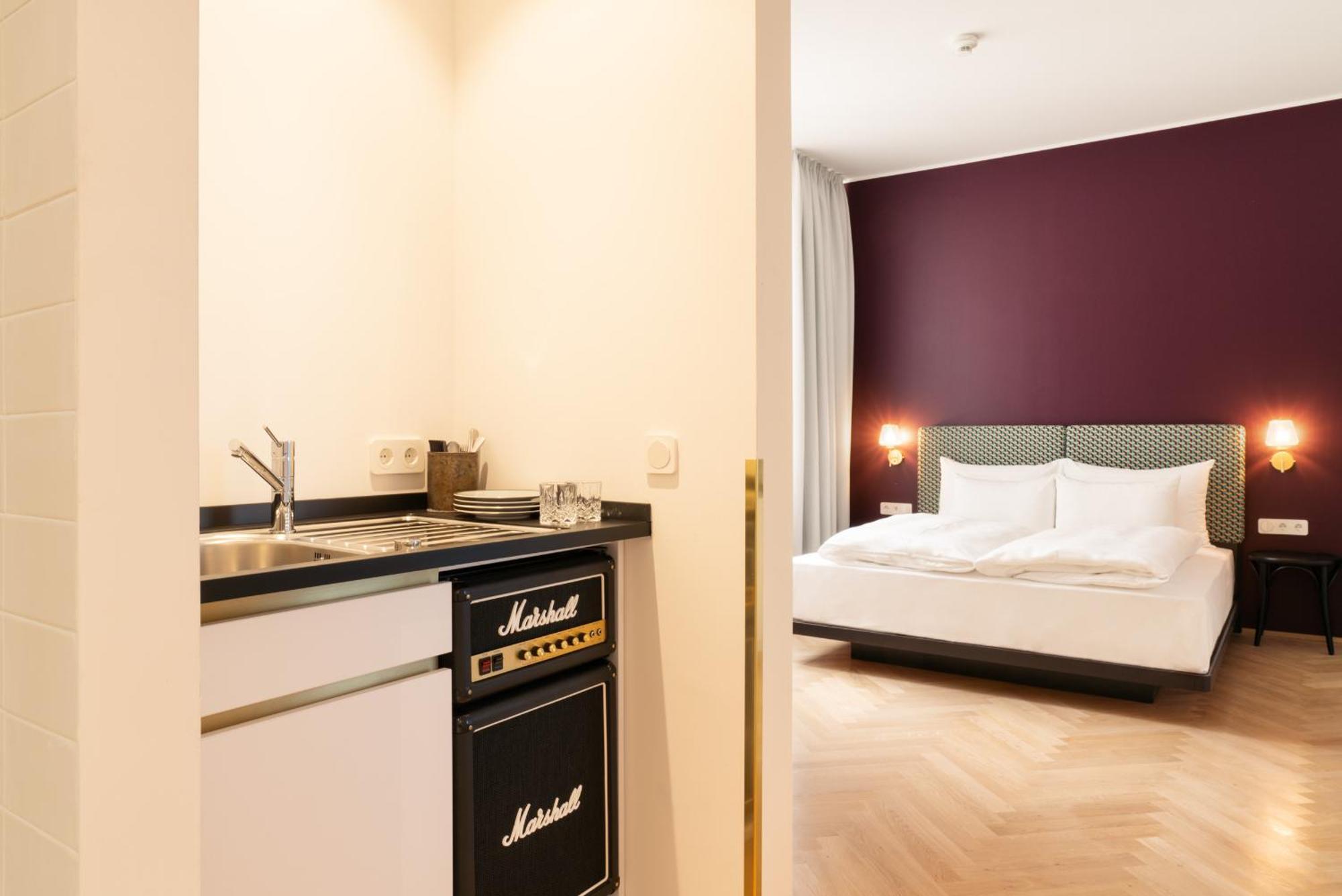 Smart Atrium Deluxe