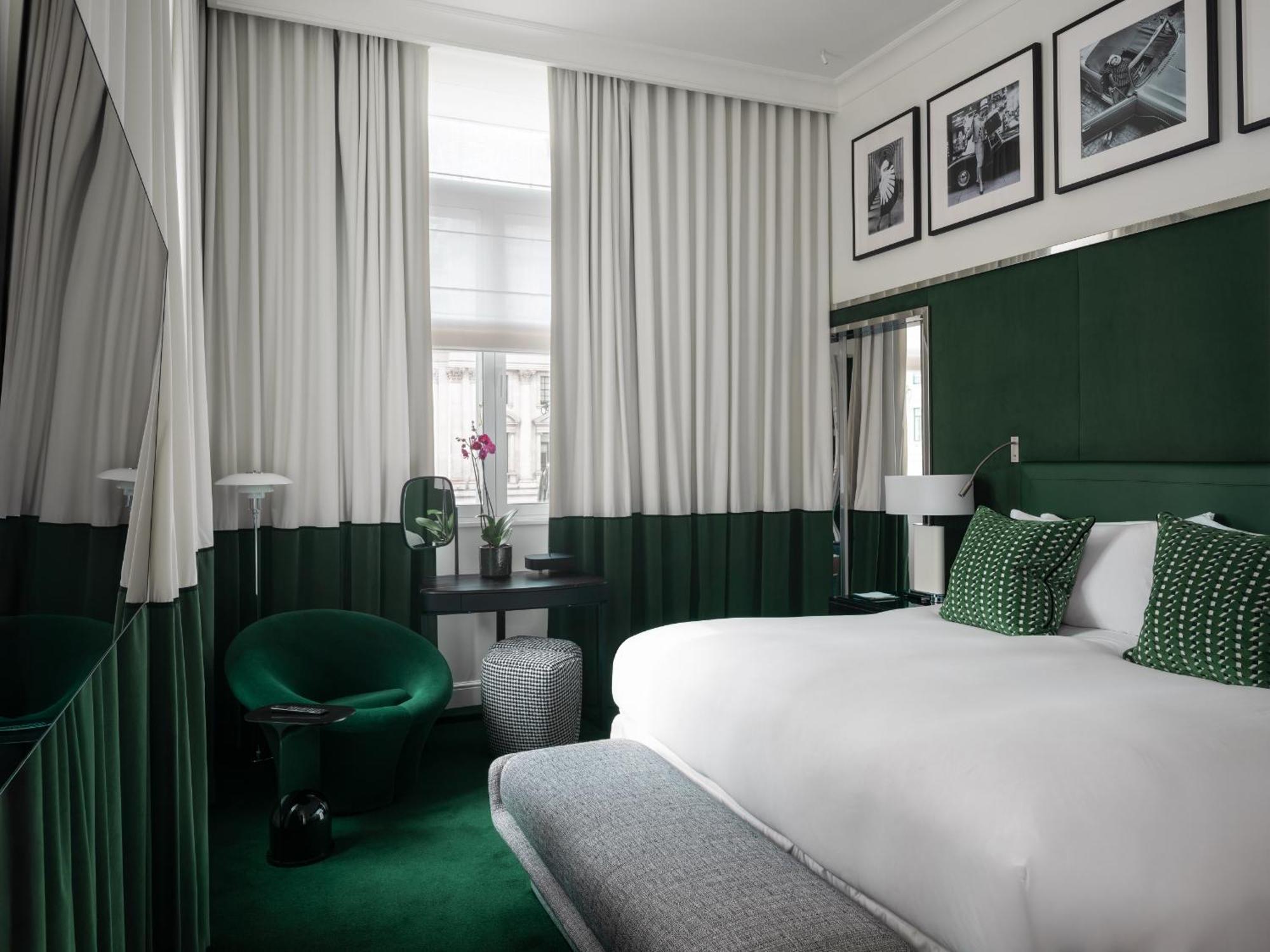 Suite Prestige con sala de estar independiente y vistas a Waterloo Place o al centro comercial Pall Mall - Cama extragrande