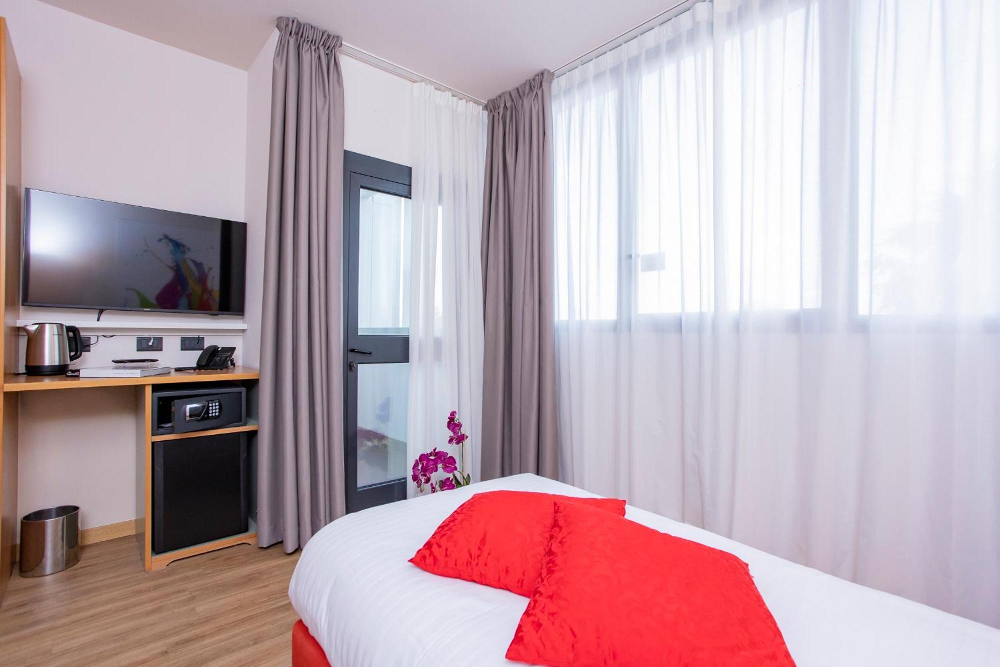 Single Room