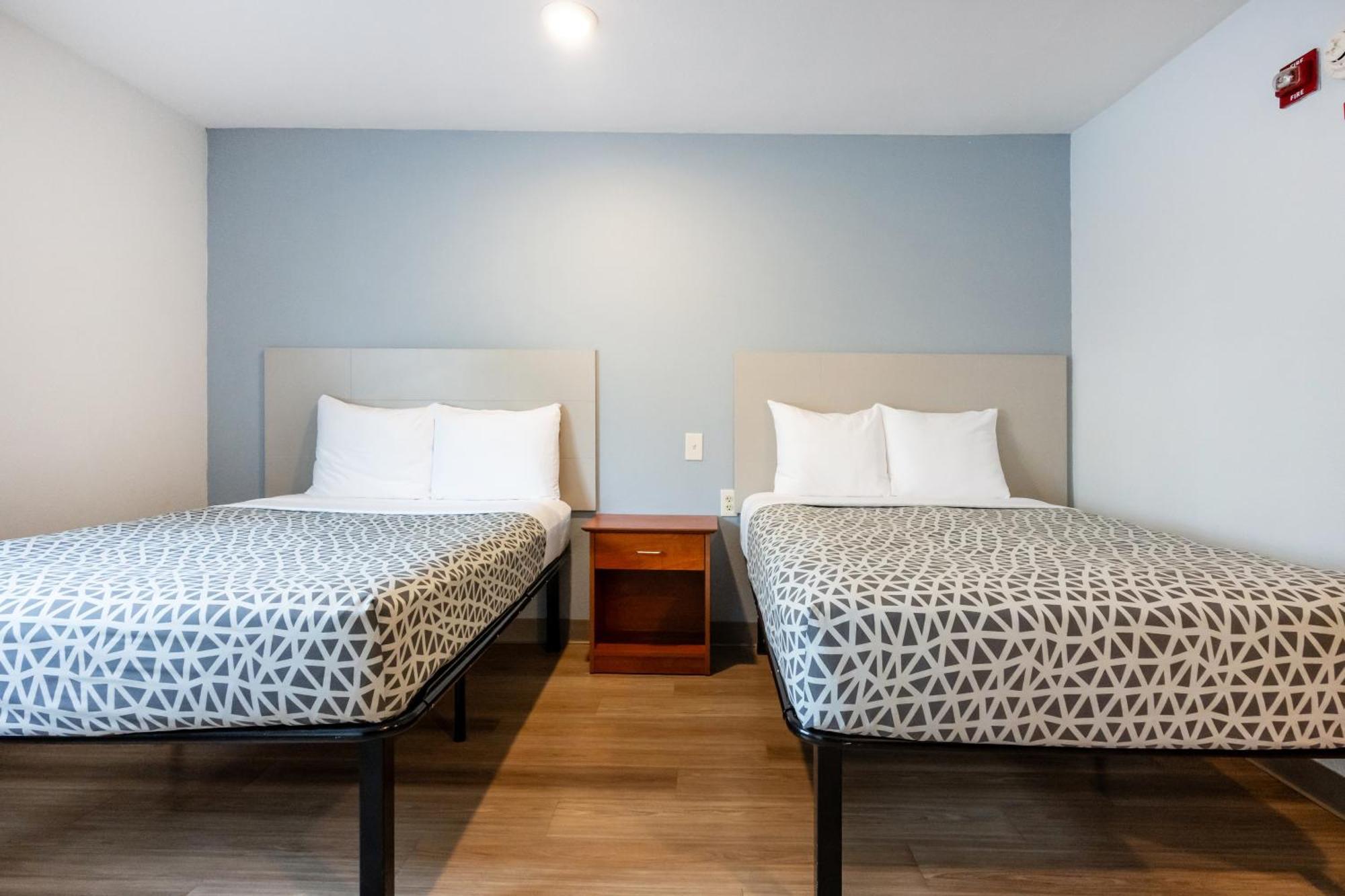 Double Room with Two Double Beds - Non-Smoking