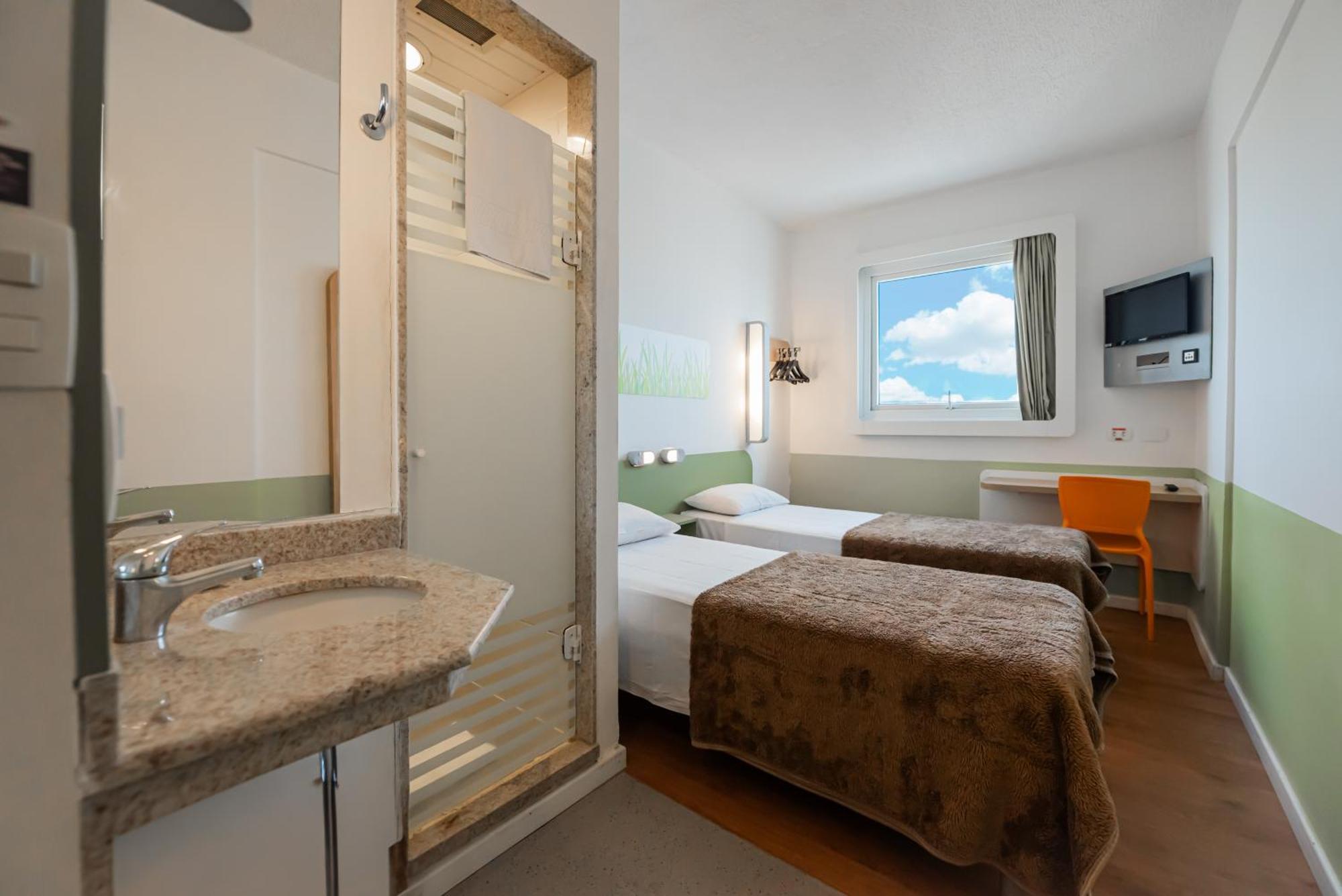 Standard Room 2 Single Beds