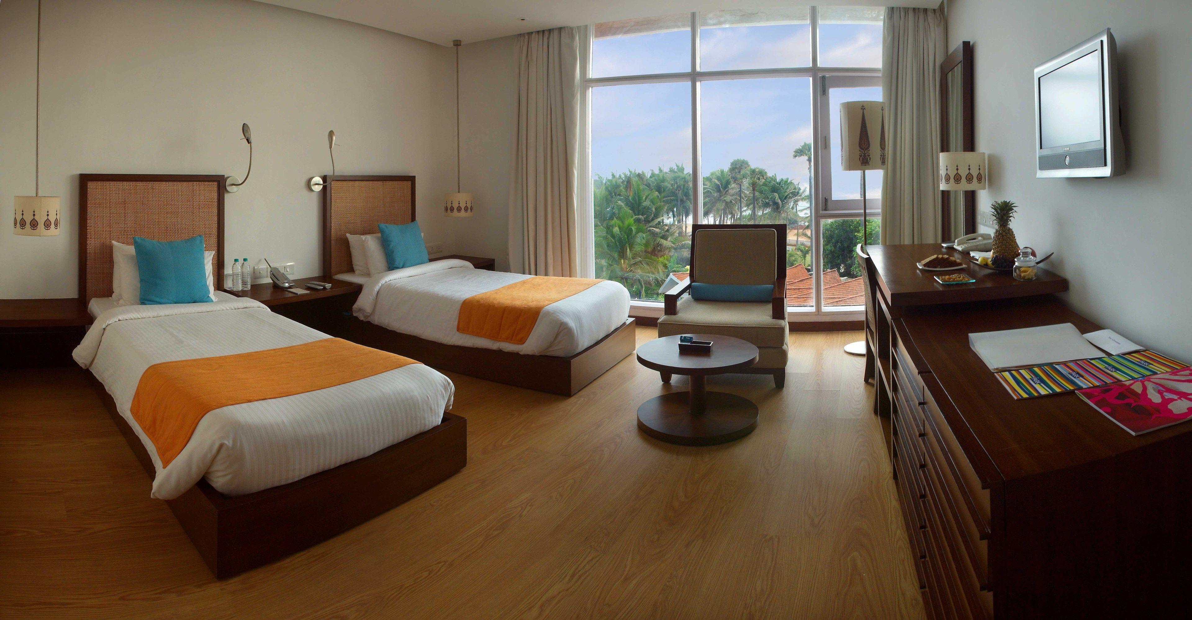 Large Double Room on Two-way Airport Transfer on Food & Beverage services