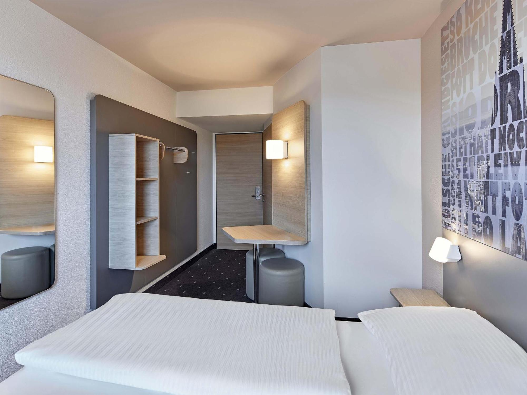 Double Room,1716967526:JPEG