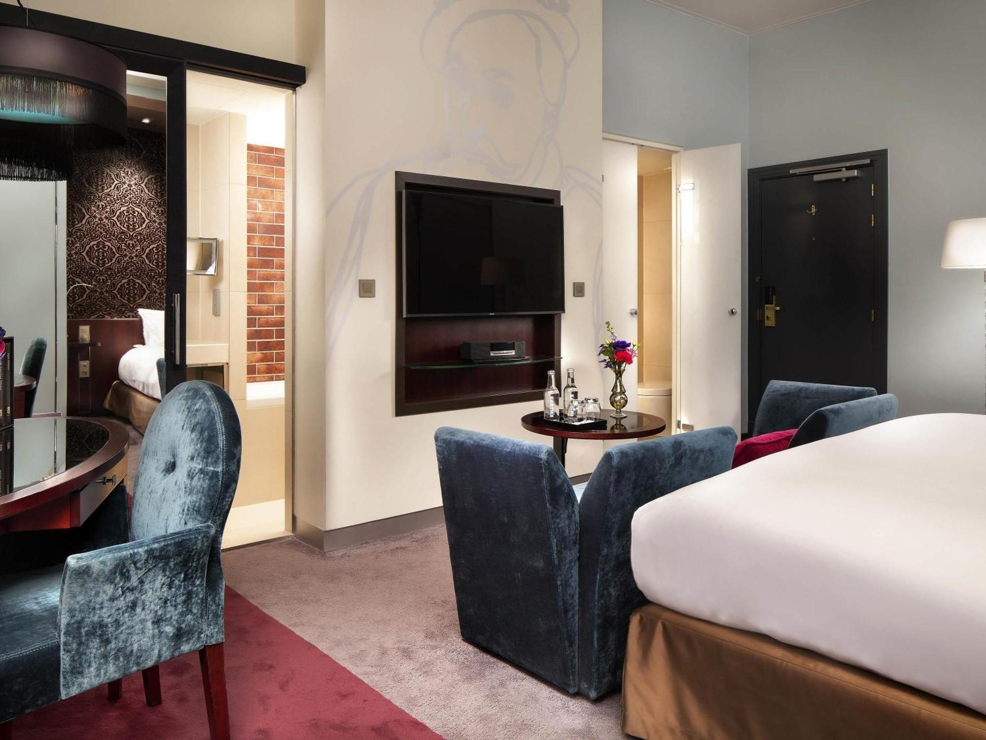 Luxury Room,1729978605:JPEG
