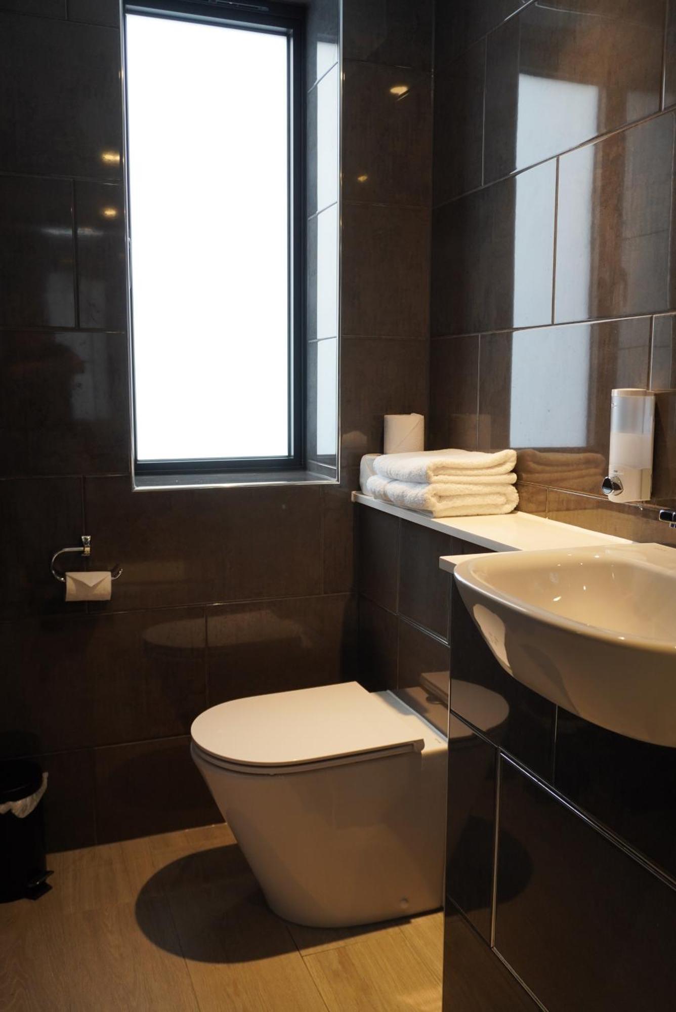 Standard Twin Room,1716976426:JPEG